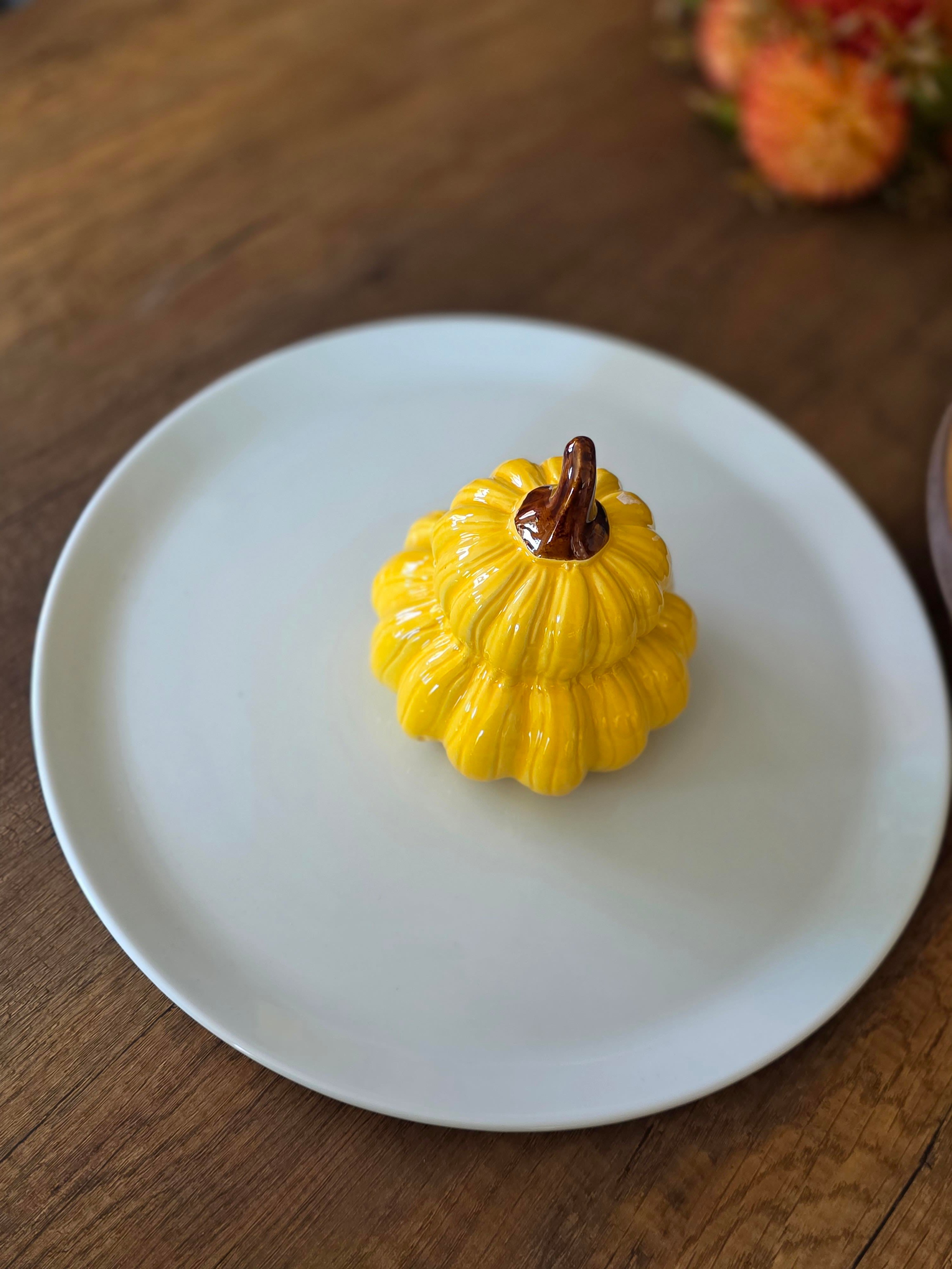 Porselen kabaklı tabak hardal 29 cm