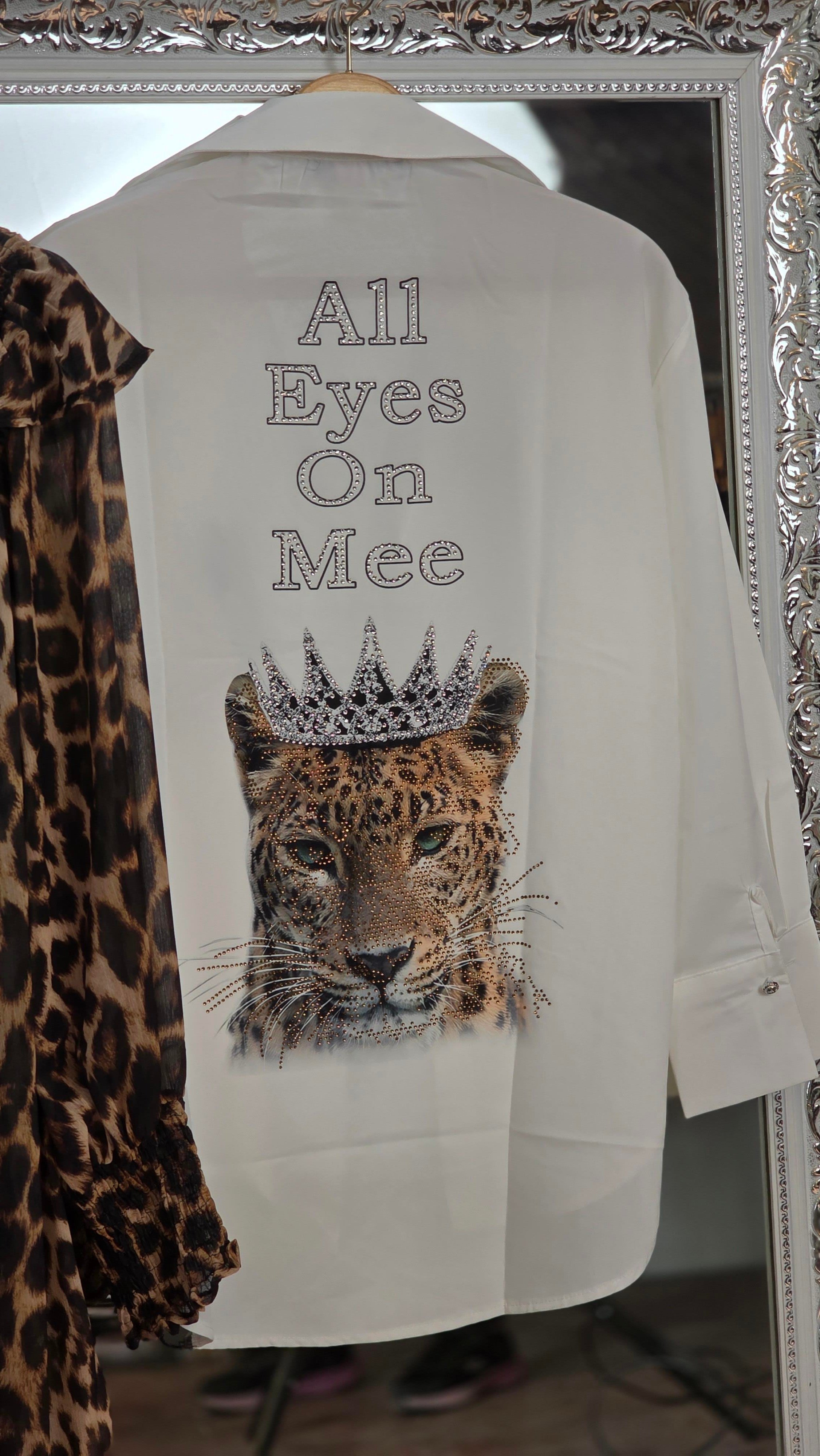 Taçlı leopar gömlek