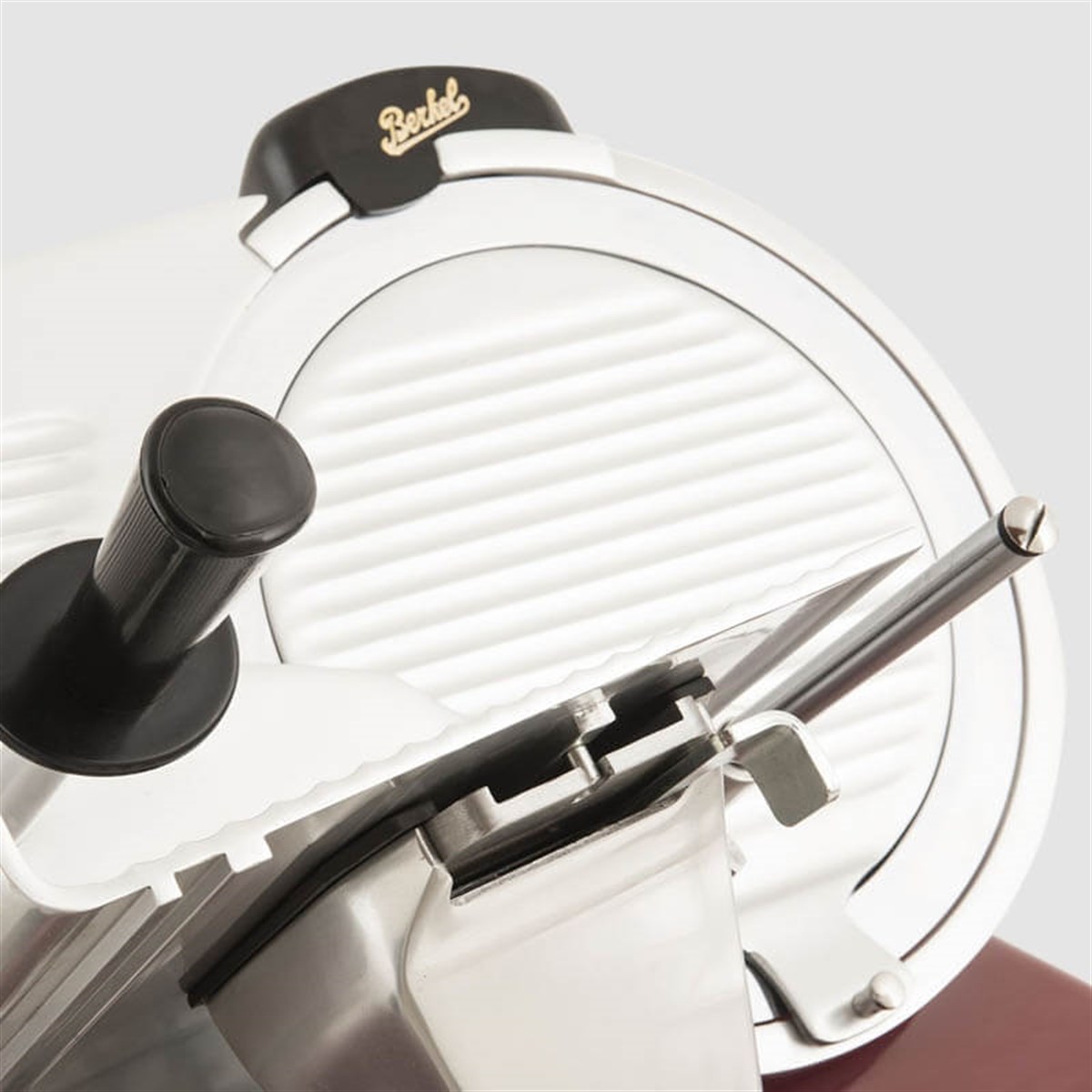 Öztiryakiler Berkel Red Lıne 30 Cm Kırmızı Gıda Dilimleme