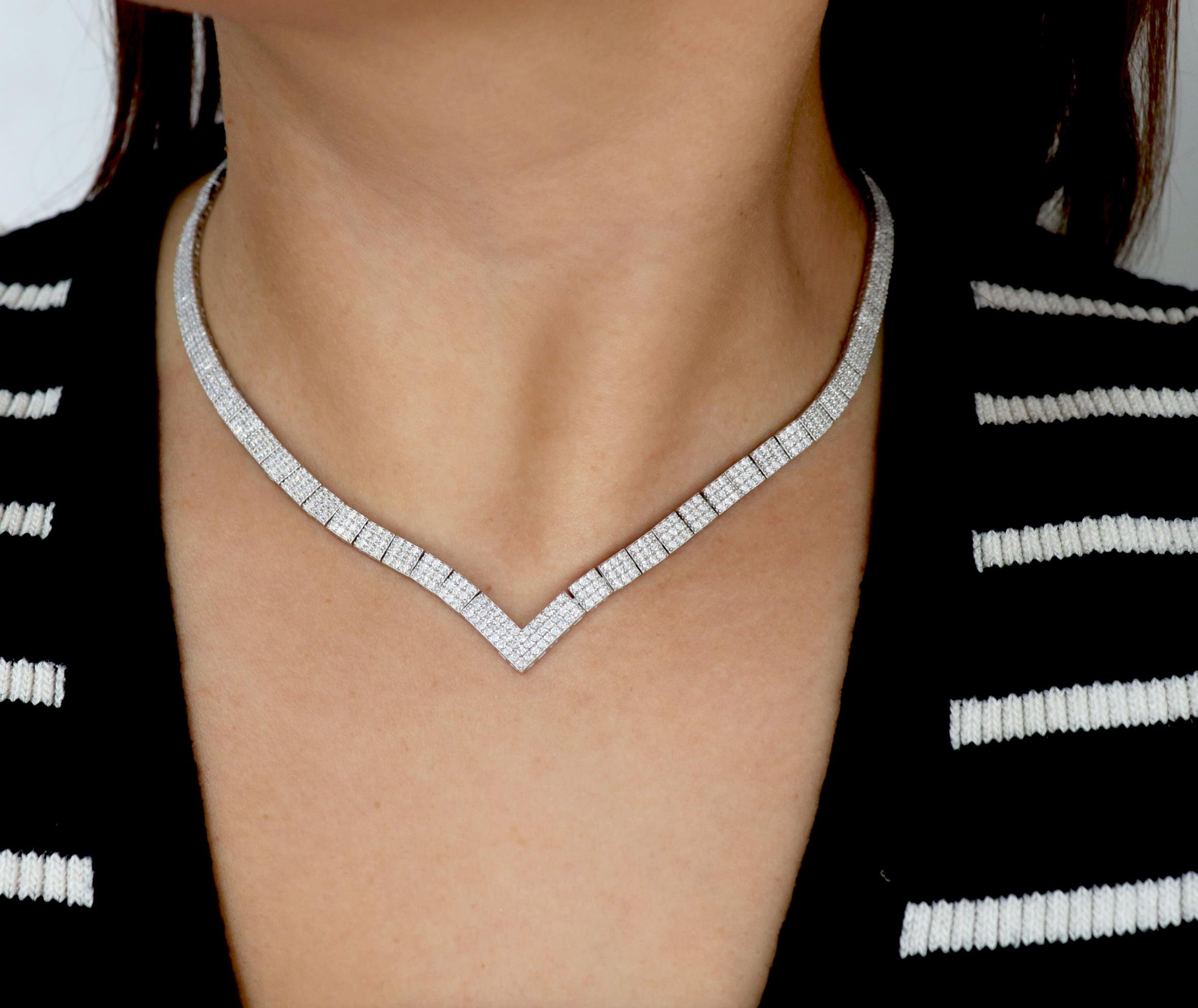 925 Ayar Gümüş 3 Sıra Taşlı Su Yolu  Şık Takı Seti