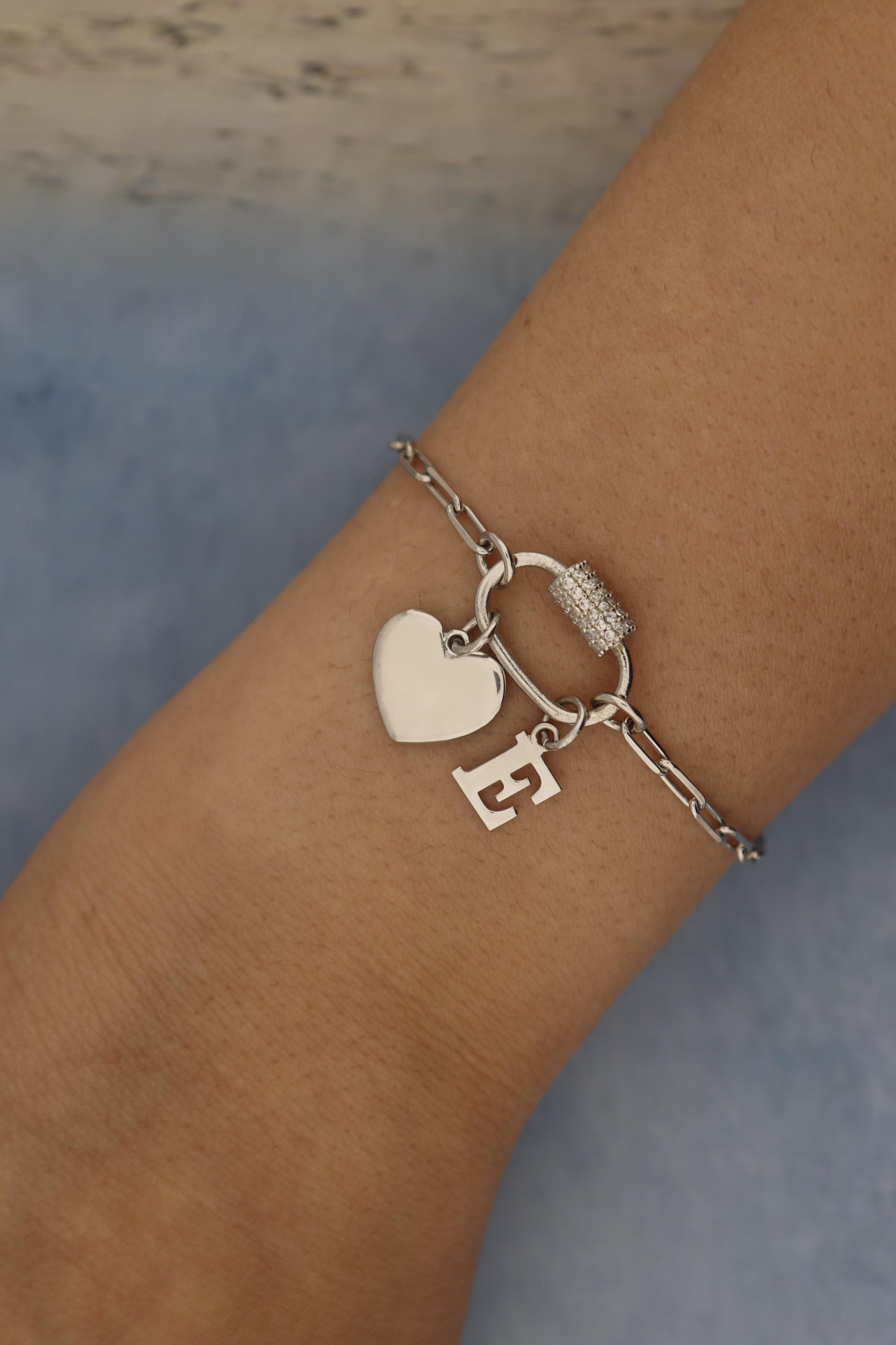 925 Ayar Gümüş Charm Kilitli Bileklik ( KİŞİSELLEŞTİRİLEBİLİR)