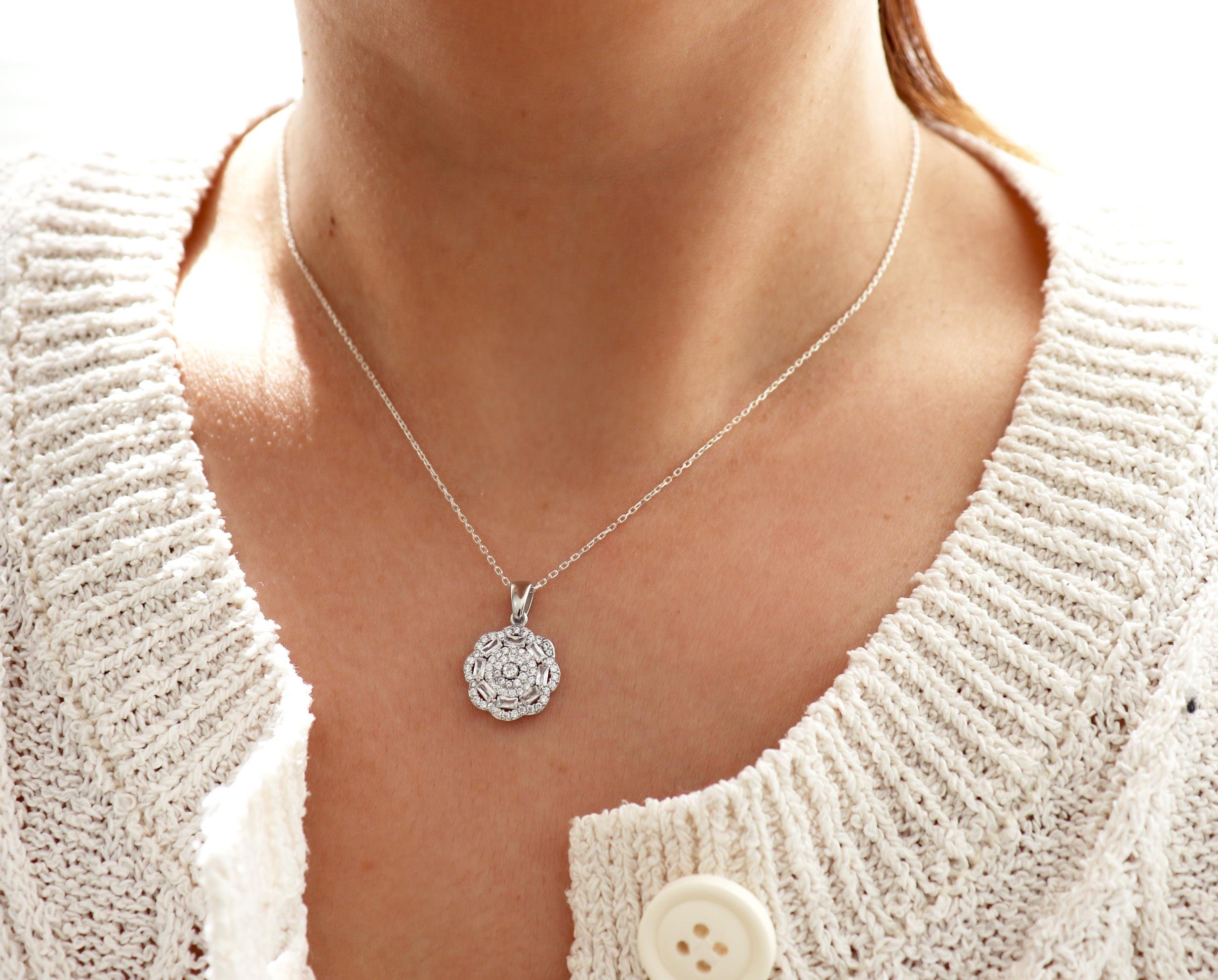 925 Ayar Gümüş Çiçek Takı Seti