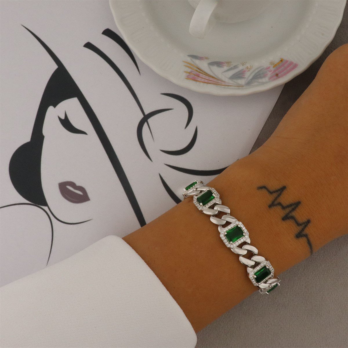 925 Ayar Gümüş Damla Desen Yeşil Bileklik