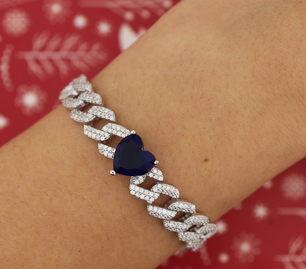 925 Ayar Gümüş Gurmet Zincir Safir Kalp Detay Rodyumlu Gümüş Bileklik