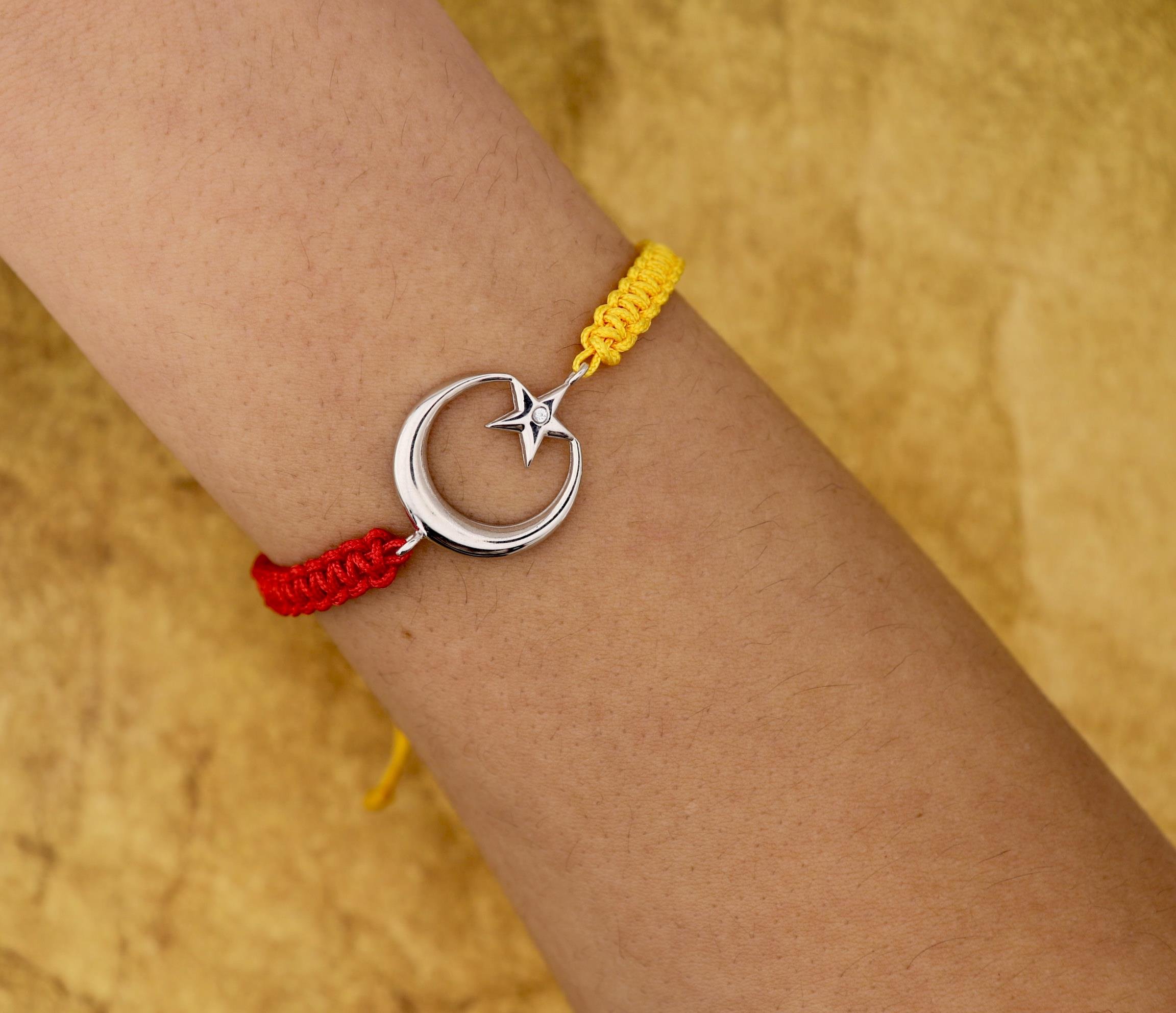 925 Ayar Gümüş İpli Gümüş Ay Yıldız İcardi Bileklik