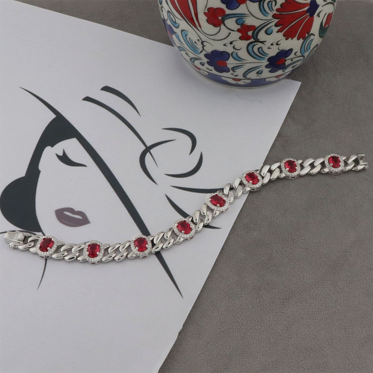 925 Ayar Gümüş Kırmızı Oval Desen Şık Bileklik