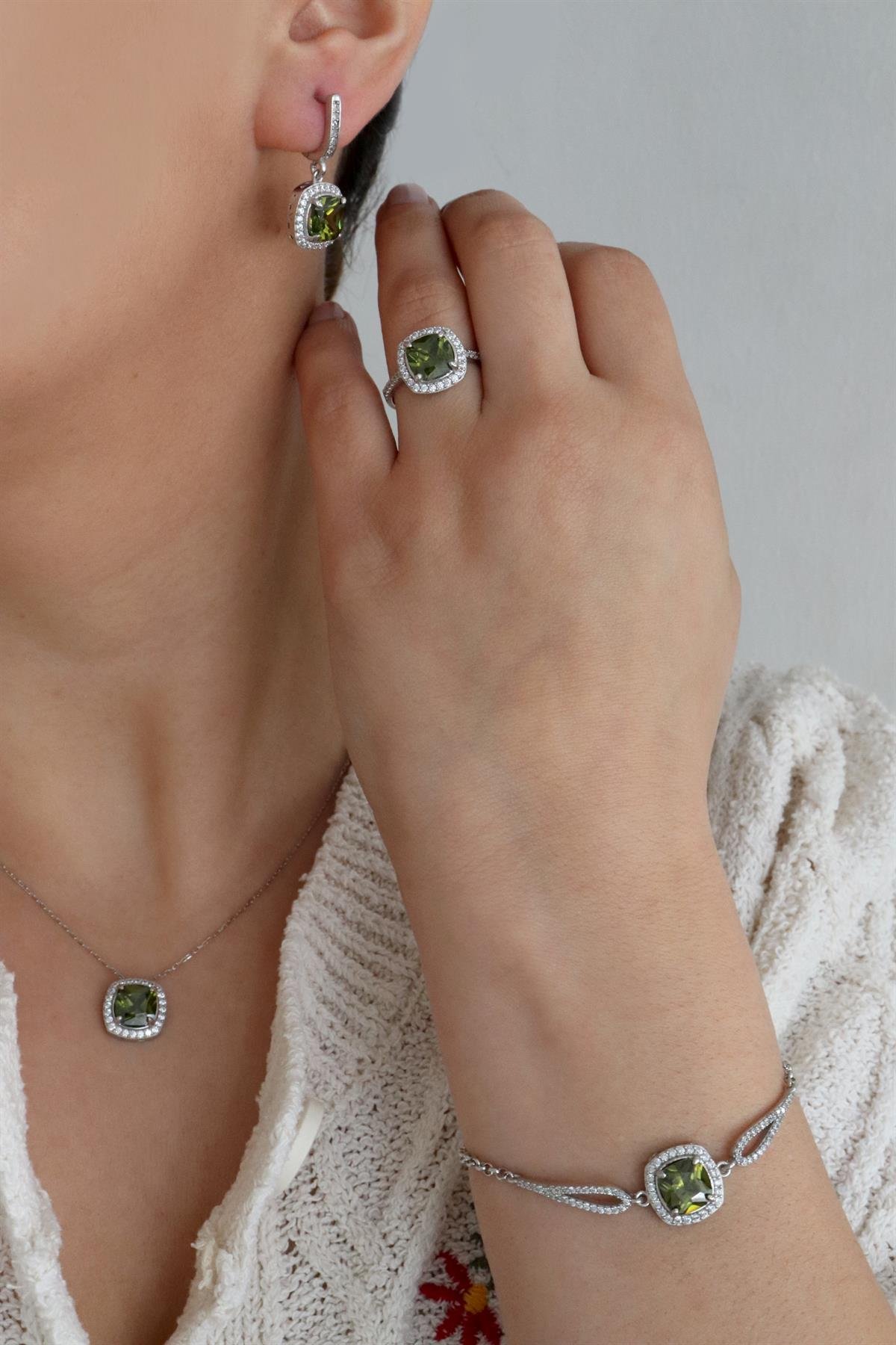 925 Ayar Gümüş Olive Taşlı Takı Seti