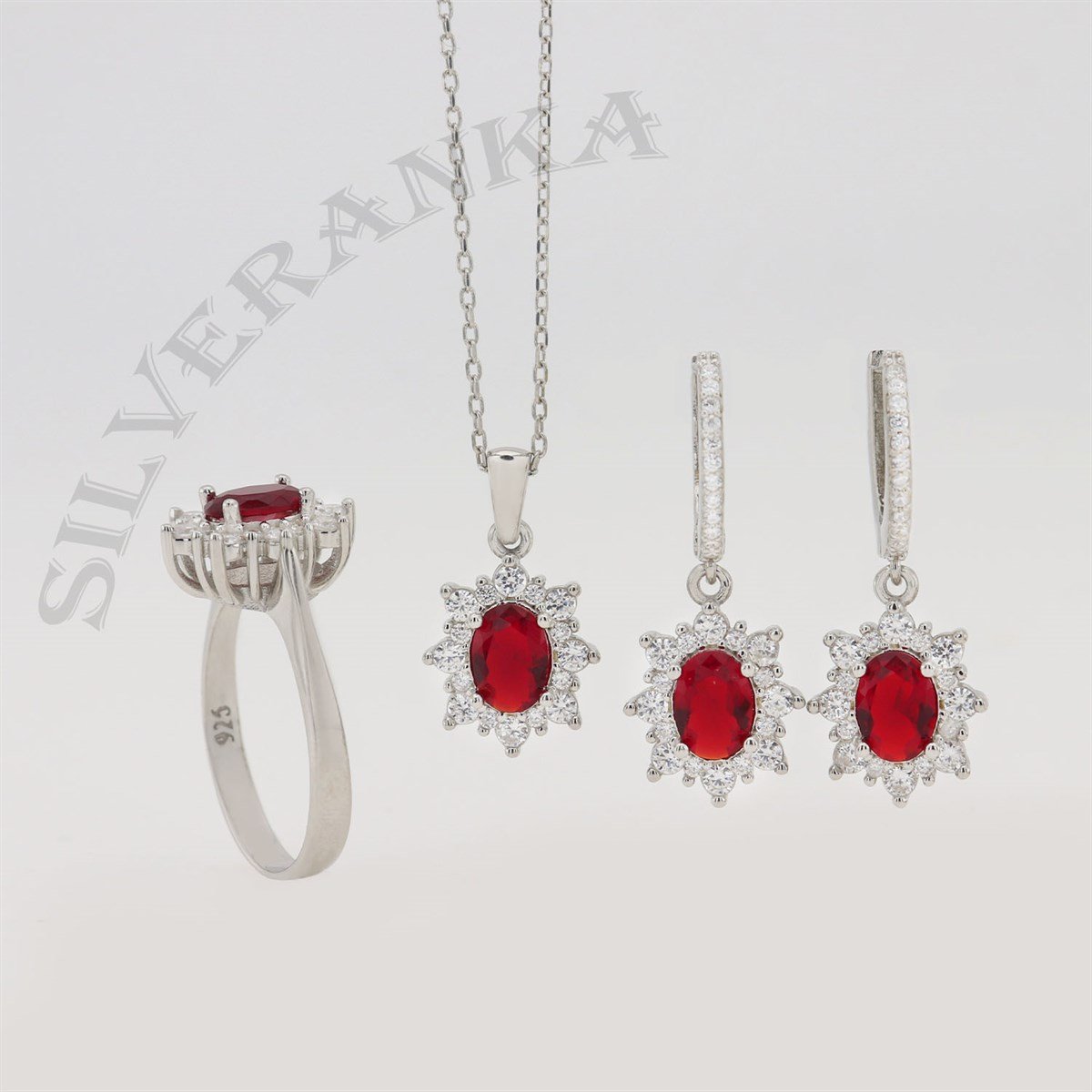 925 Ayar Gümüş Oval Kırmızı Taşlı Anturaj Set