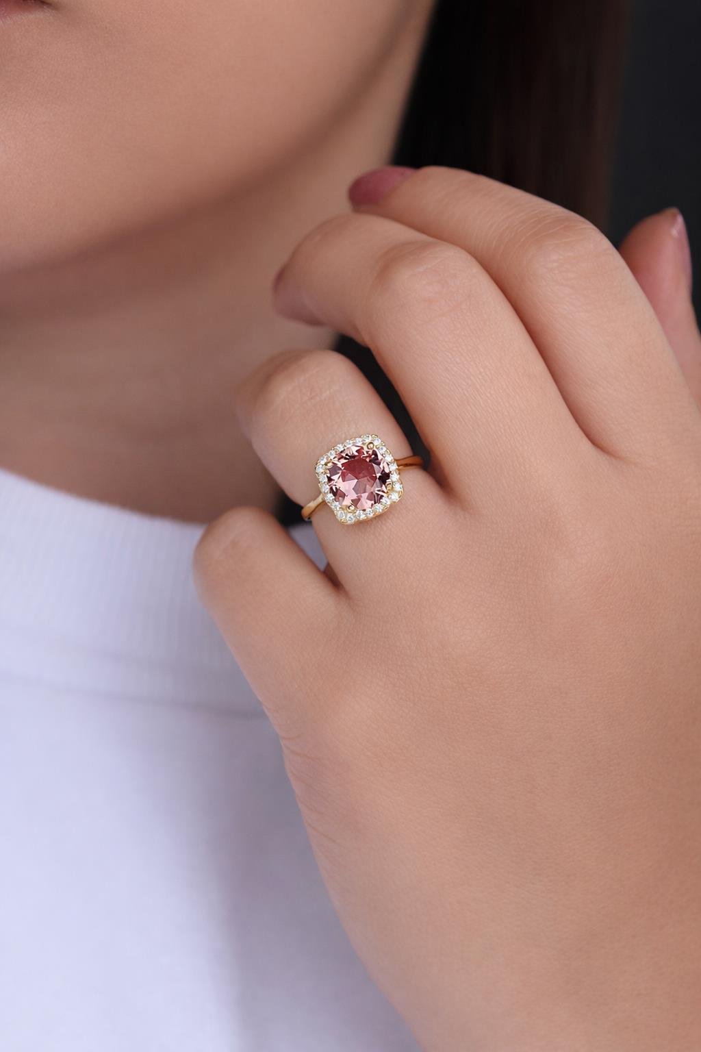 925 Ayar Gümüş Renk Değiştiren Zultanit Taşlı Yüzük