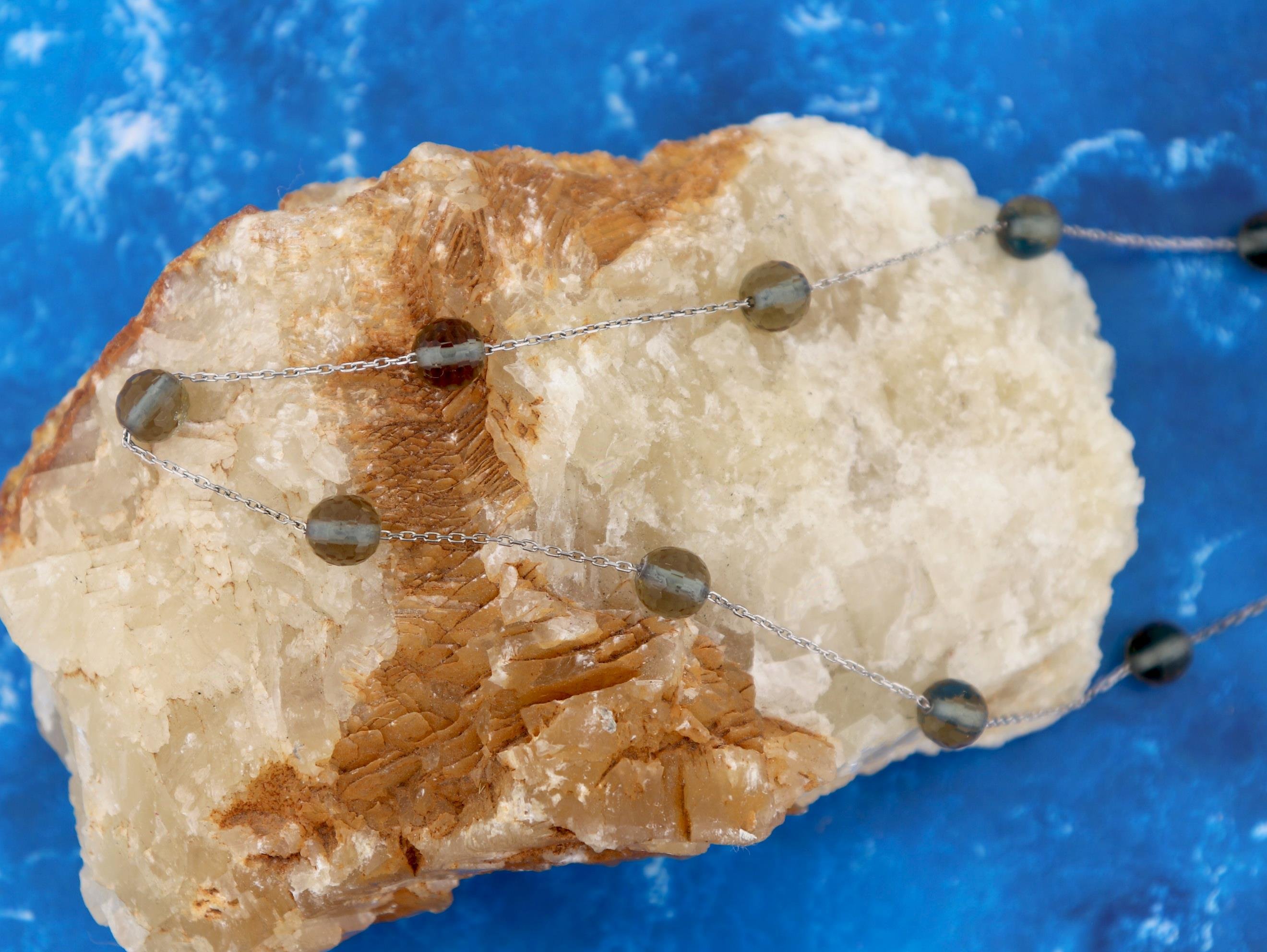 925 Ayar Gümüş Renk Değiştiren Zultanit Taşlı Kolye