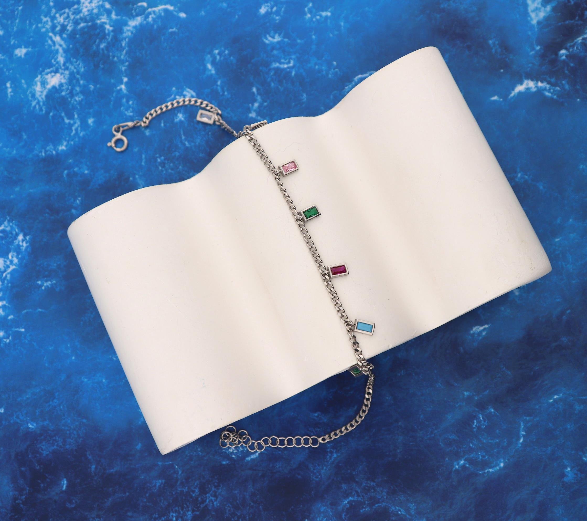 925 Ayar Gümüş Renkli Baget Taş Shakira Halhal