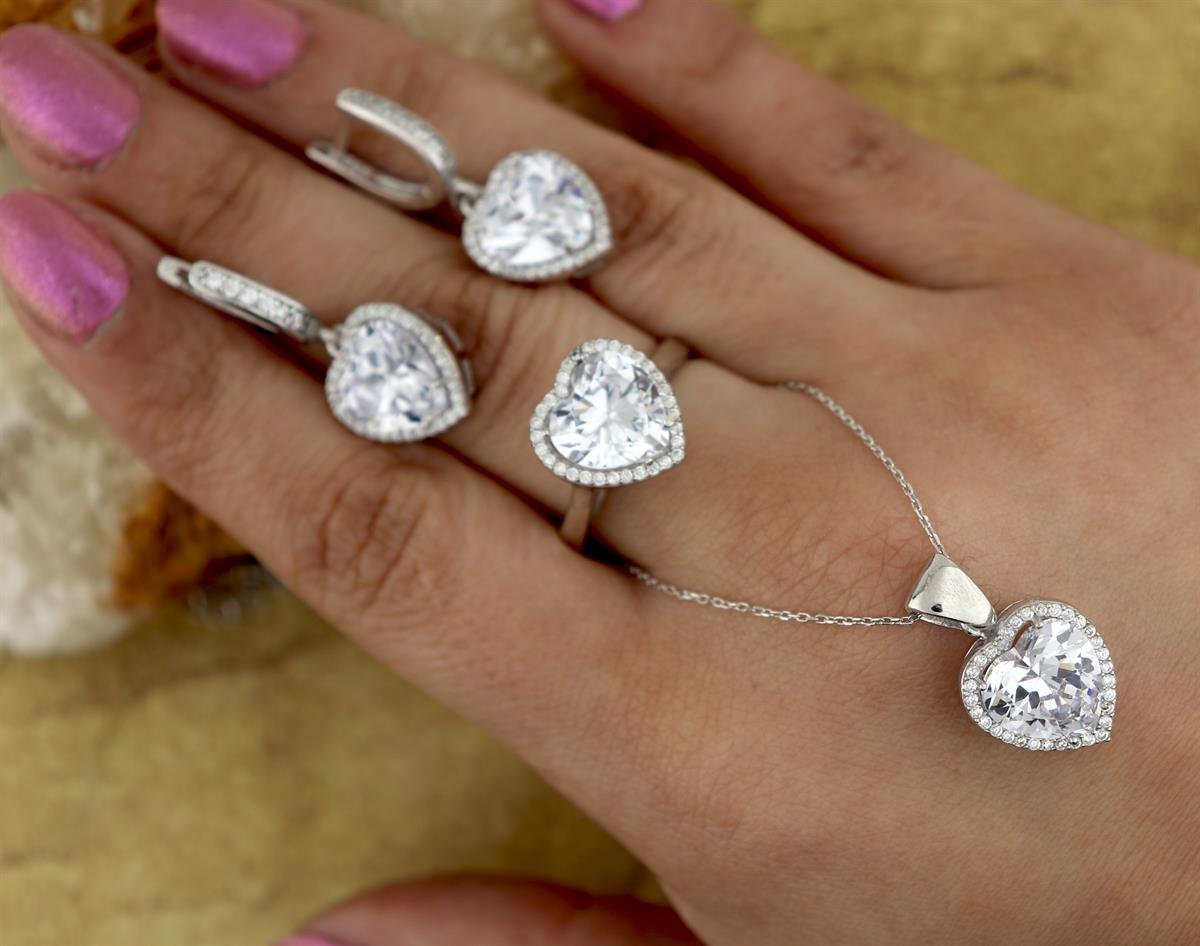 925 Ayar Gümüş Rodyumlu Pırlanta Montür Kalp Takı Seti