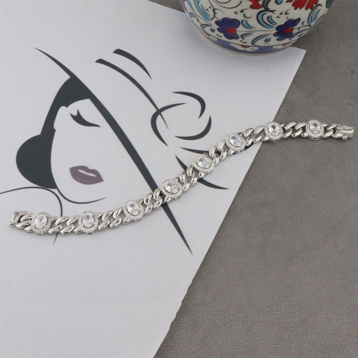 925 Ayar Gümüş Şık Oval Bileklik