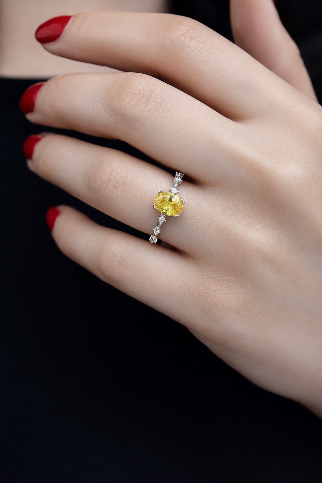 925 Ayar Gümüş Sitrin Oval Taşlı Vintage Yüzük