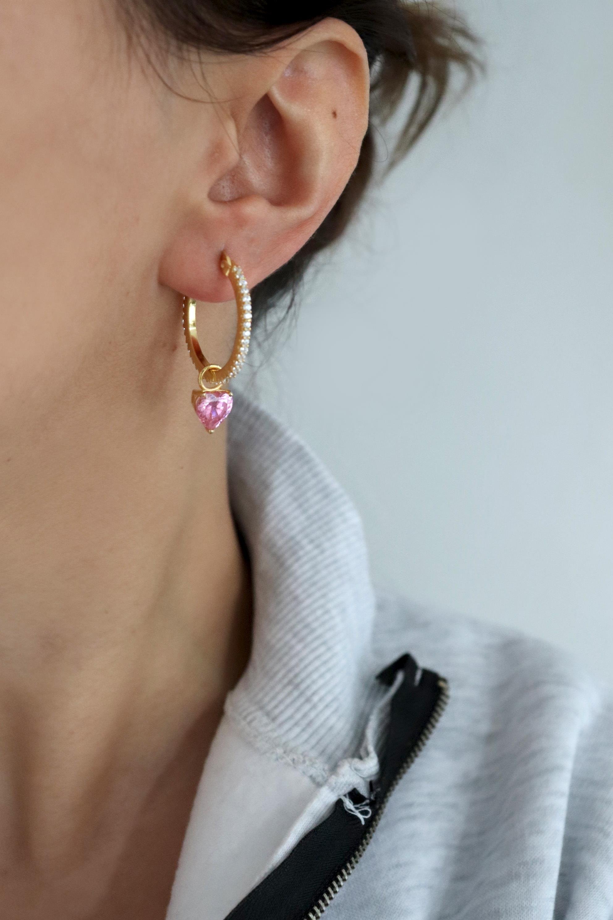 925 Ayar Gümüş Swarovski Zirkon Taşlı Kalp Detaylı Halka Küpe