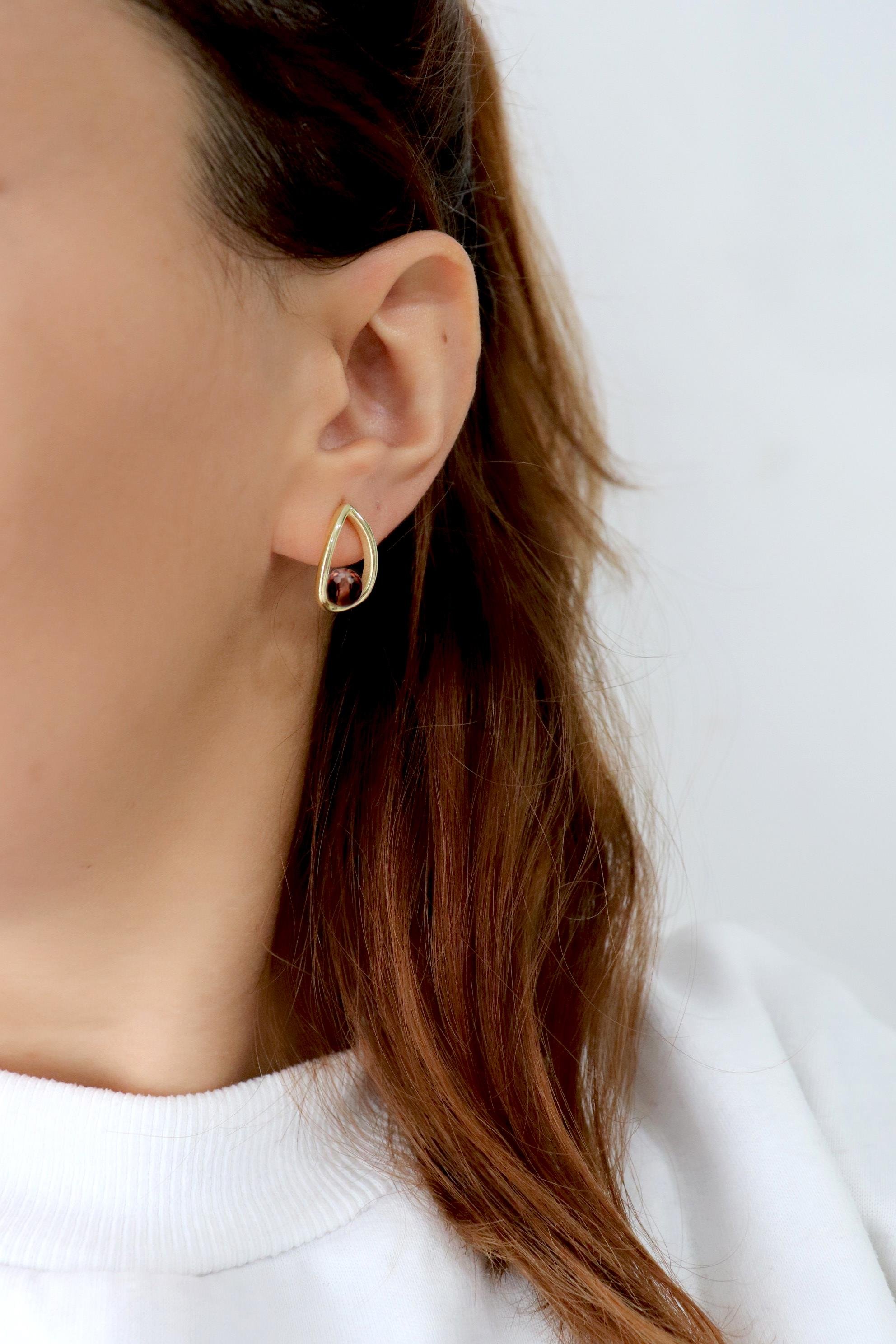 925 Ayar Gümüş Tasarım Zultanit Taşlı Küpe