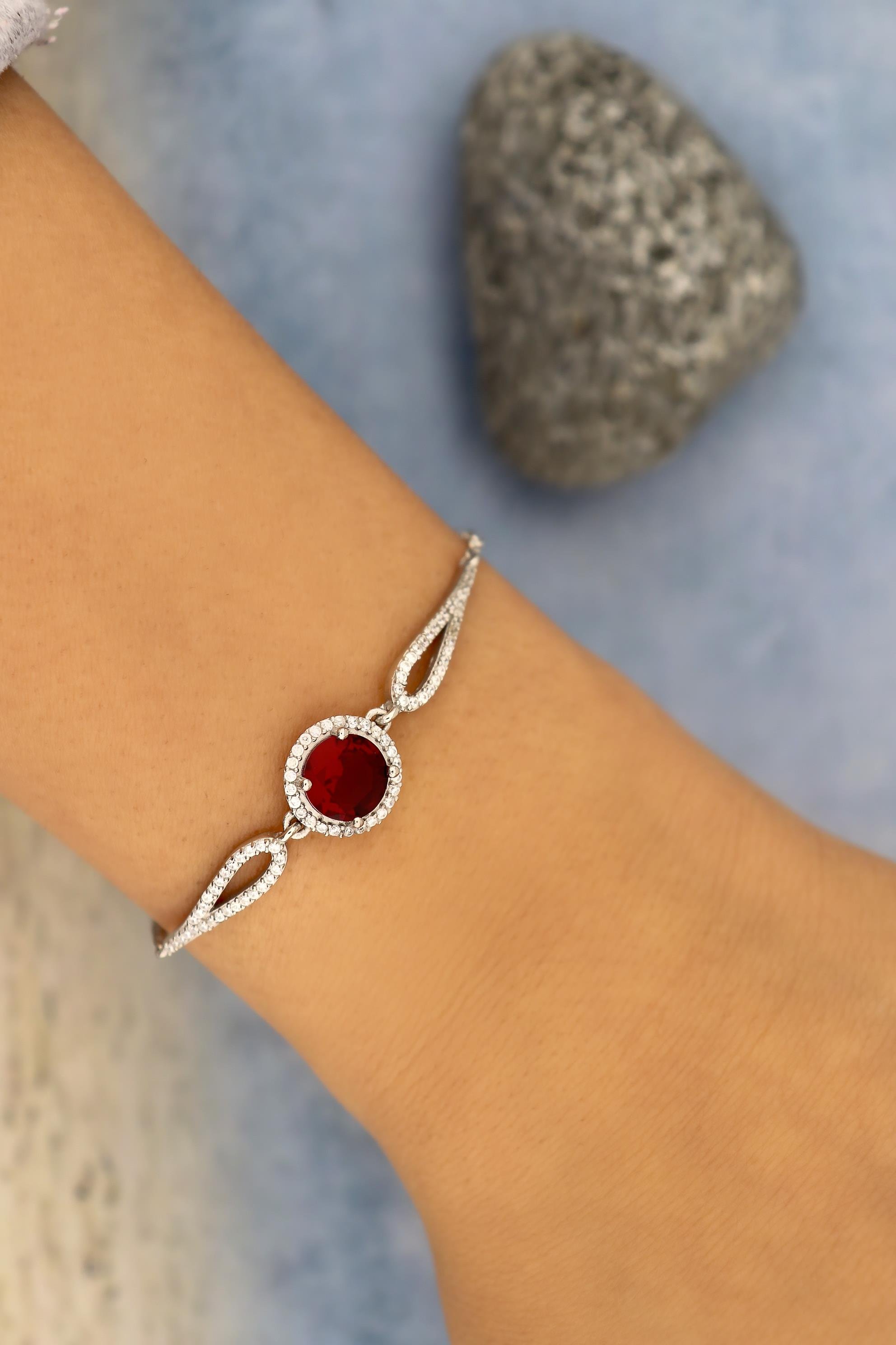925 Ayar Gümüş Yakut Kırmızısı Yuvarlak Kesim Bileklik