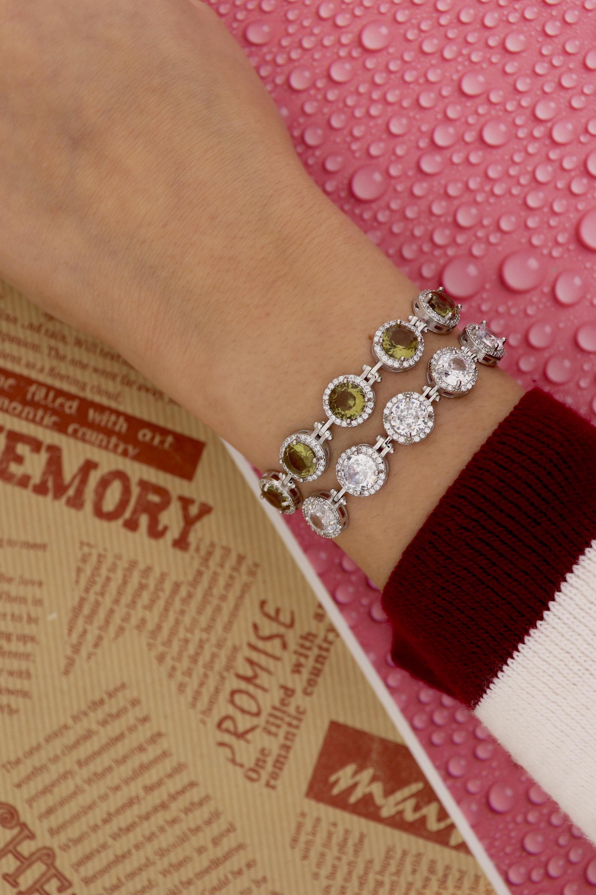 925 Ayar Gümüş Yuvarlak Taşlı  Bileklik