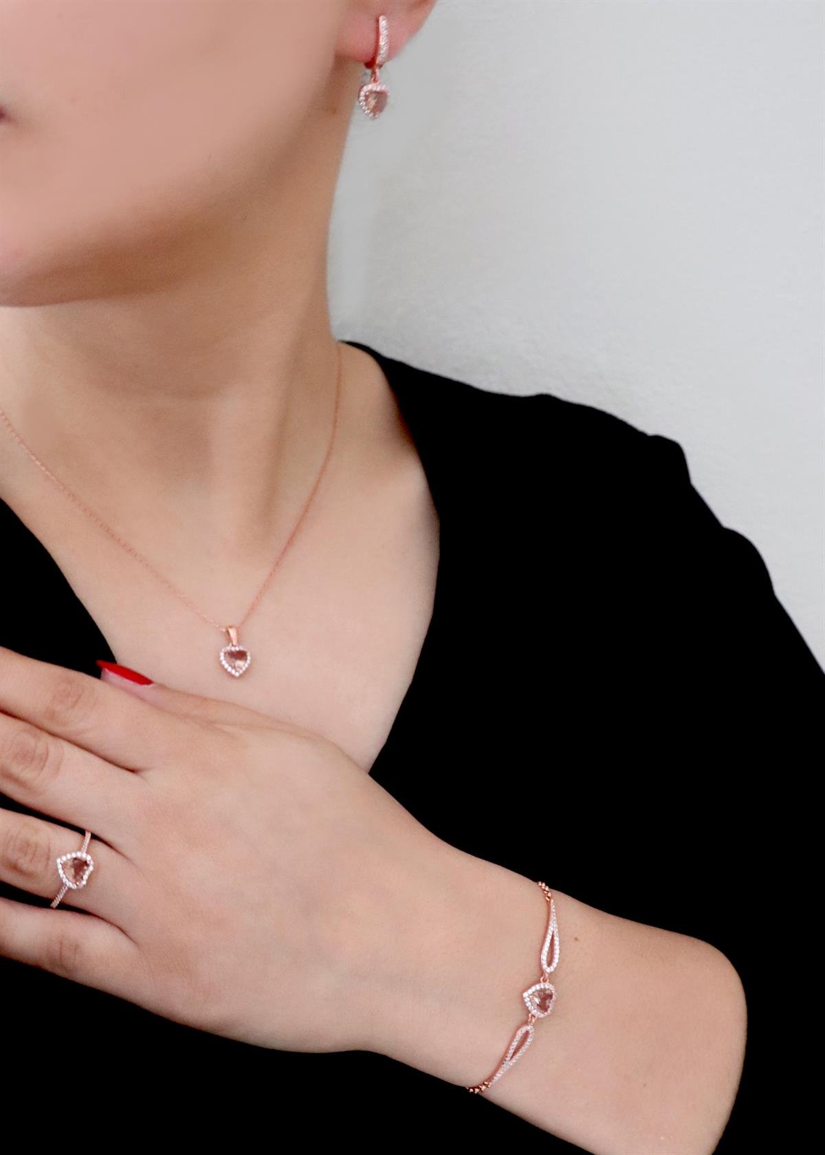 925 Ayar Gümüş Zultanit Taş Kalp Takı Seti