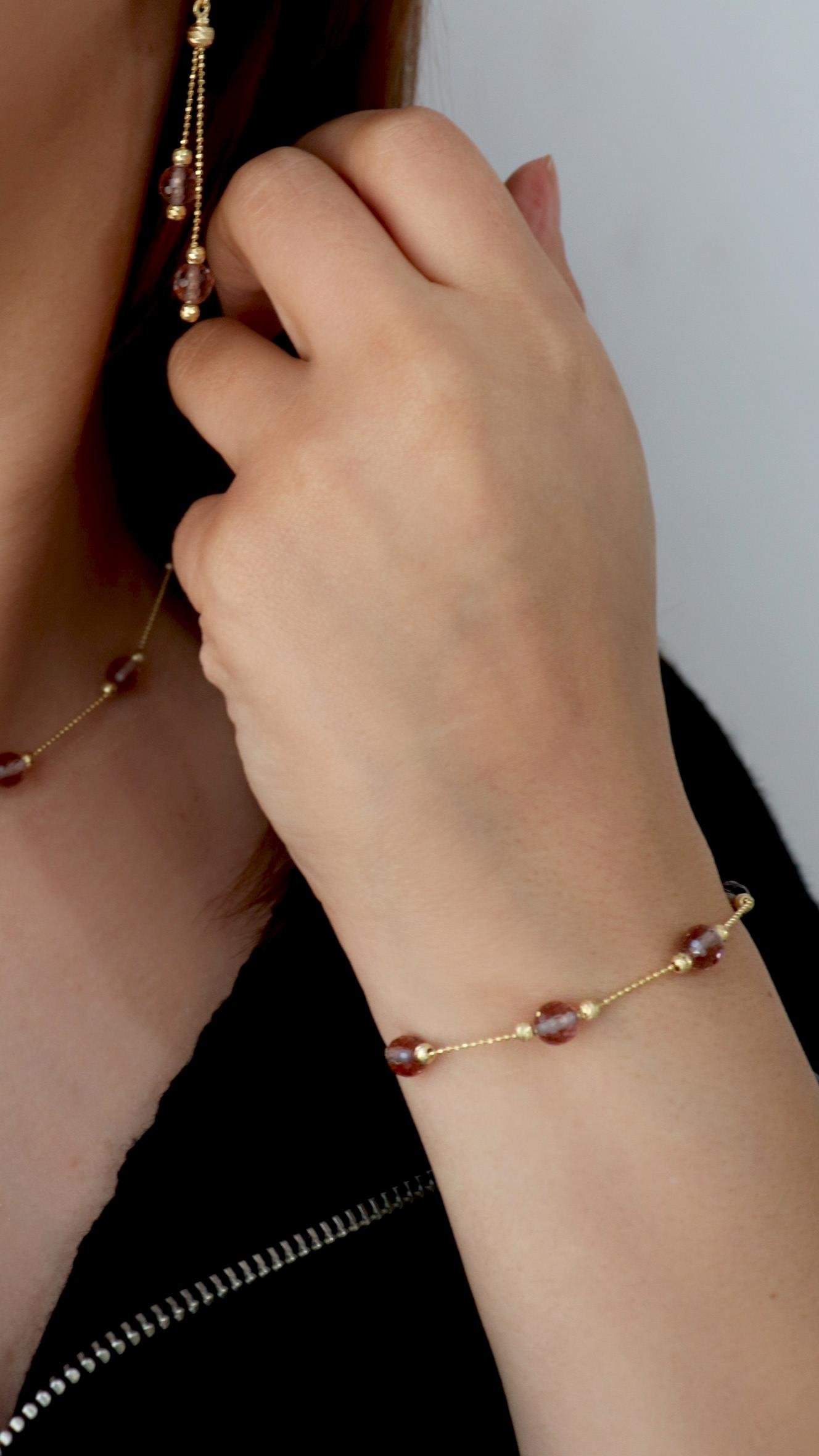 925 Ayar Gümüş Zultanit Taşlı Dorika Bileklik