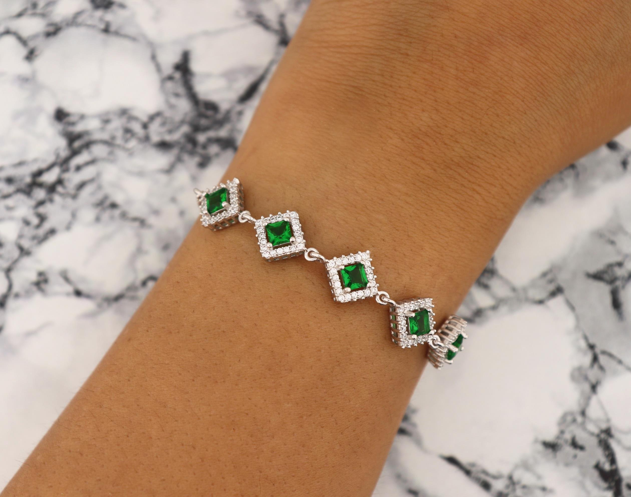 925 Ayar Gümüş Zümrüt Kare Taşlı Anturaj Bileklik