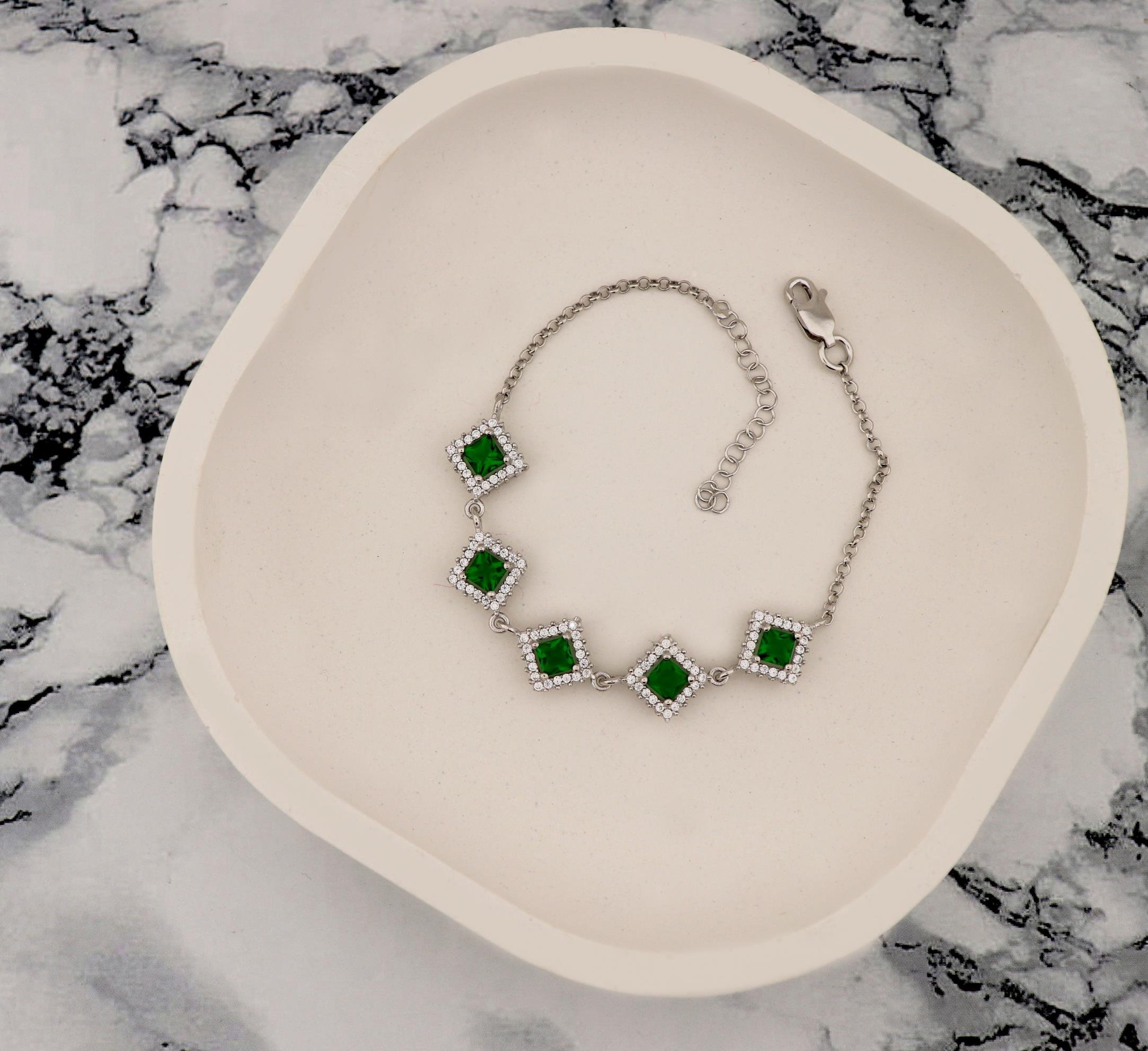 925 Ayar Gümüş Zümrüt Kare Taşlı Anturaj Bileklik