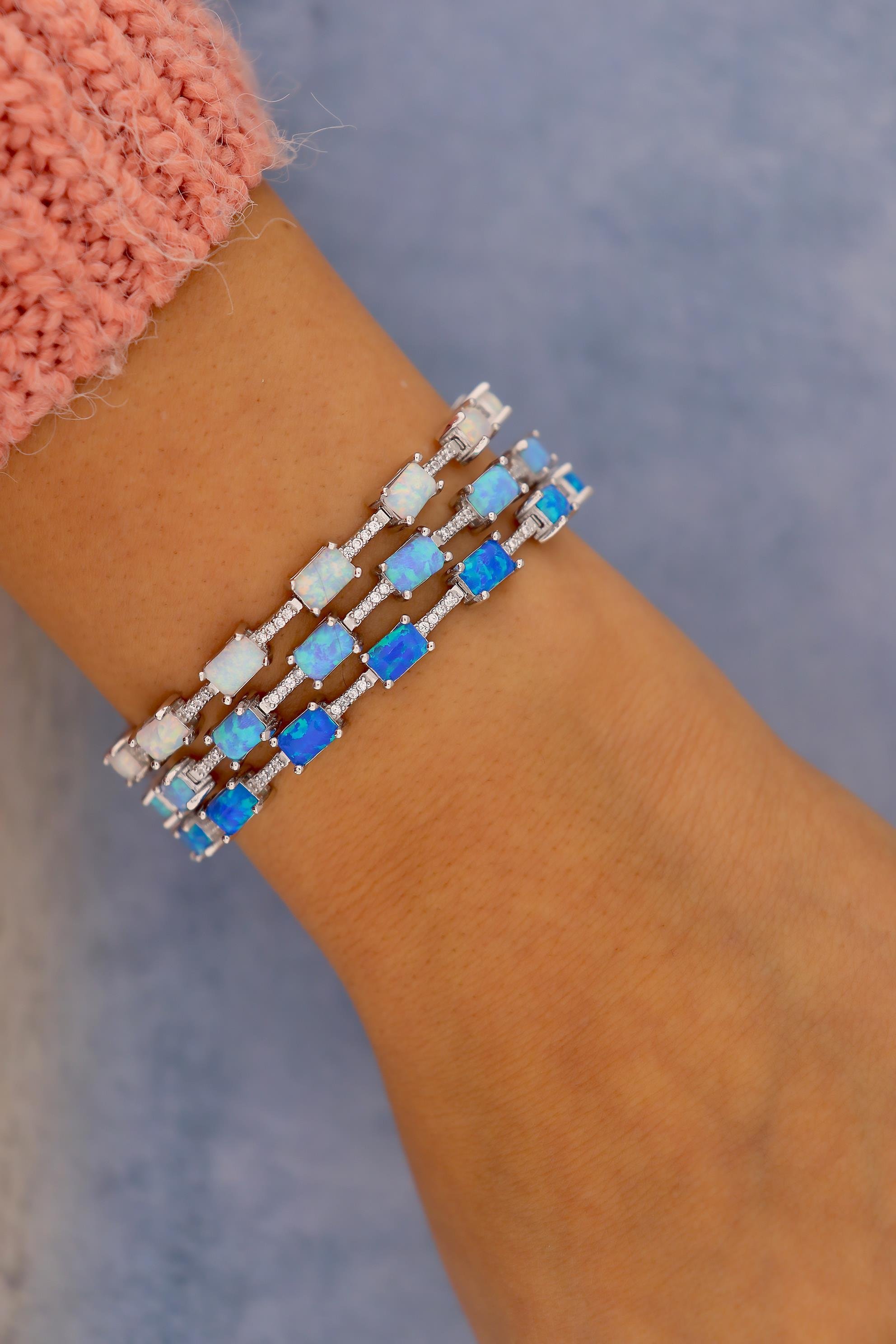 Saf Işıltı Açık Mavi Opal Baget – 925 Ayar Gümüş Bileklik