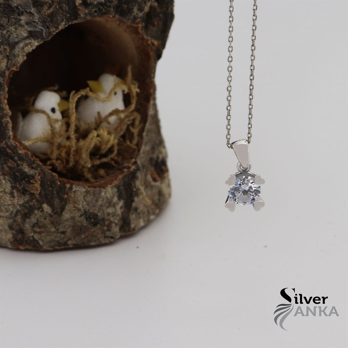 Zirkon Taşlı 925 Ayar Kalp Desen Tek Taş Kolye