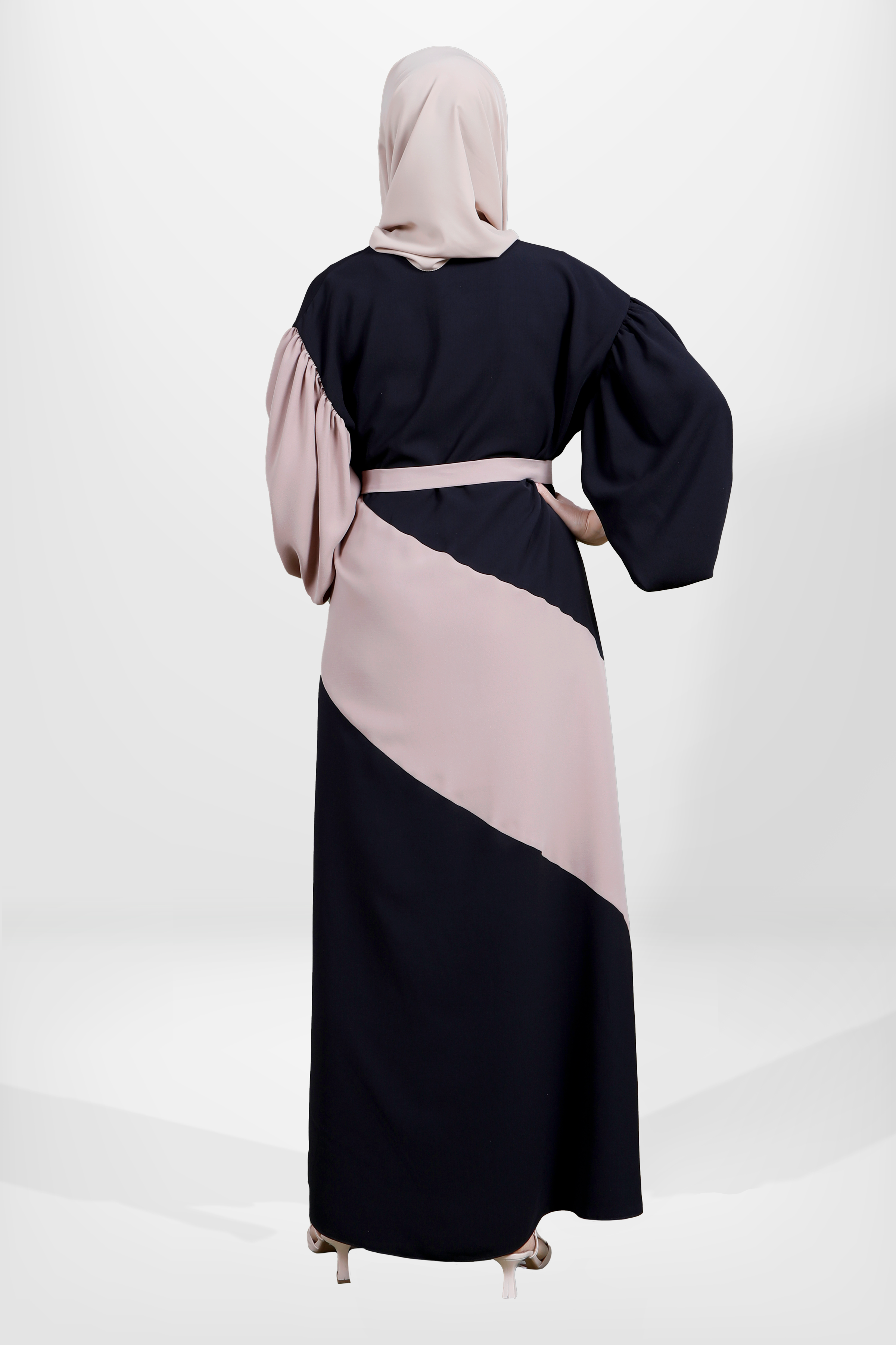 Beyza-3879 ABAYA TAKIM SİYAH/BEJ