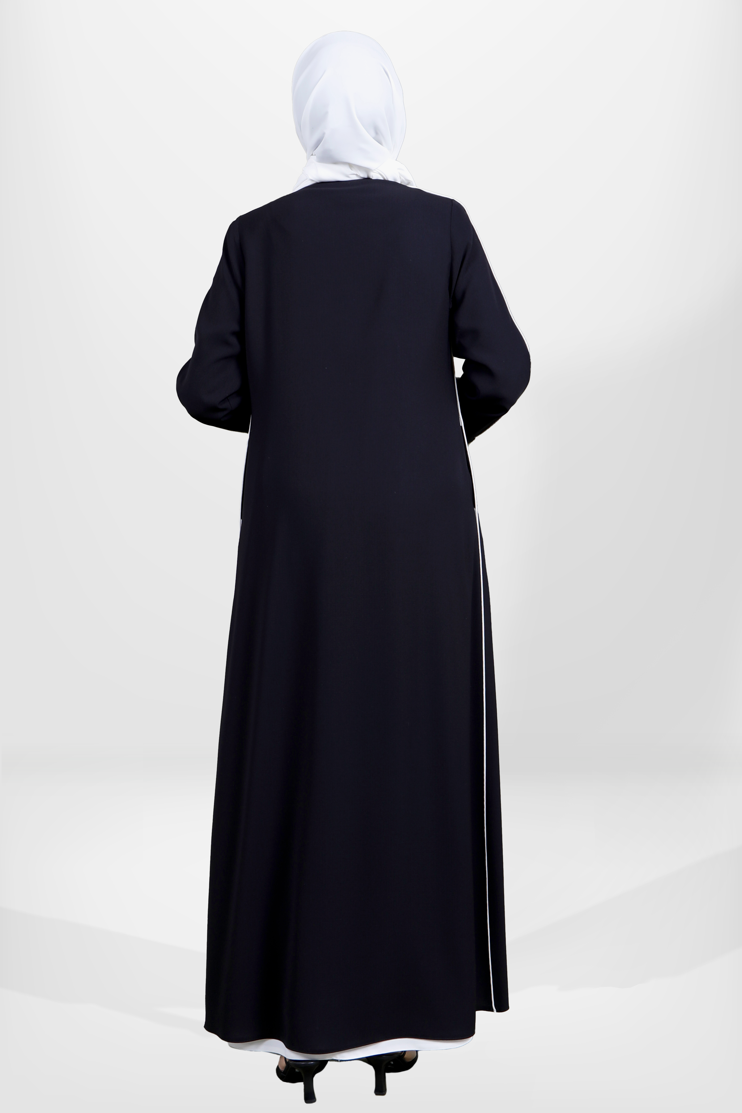 Beyza-3886 FERACE ETİKETLİ SİYAH