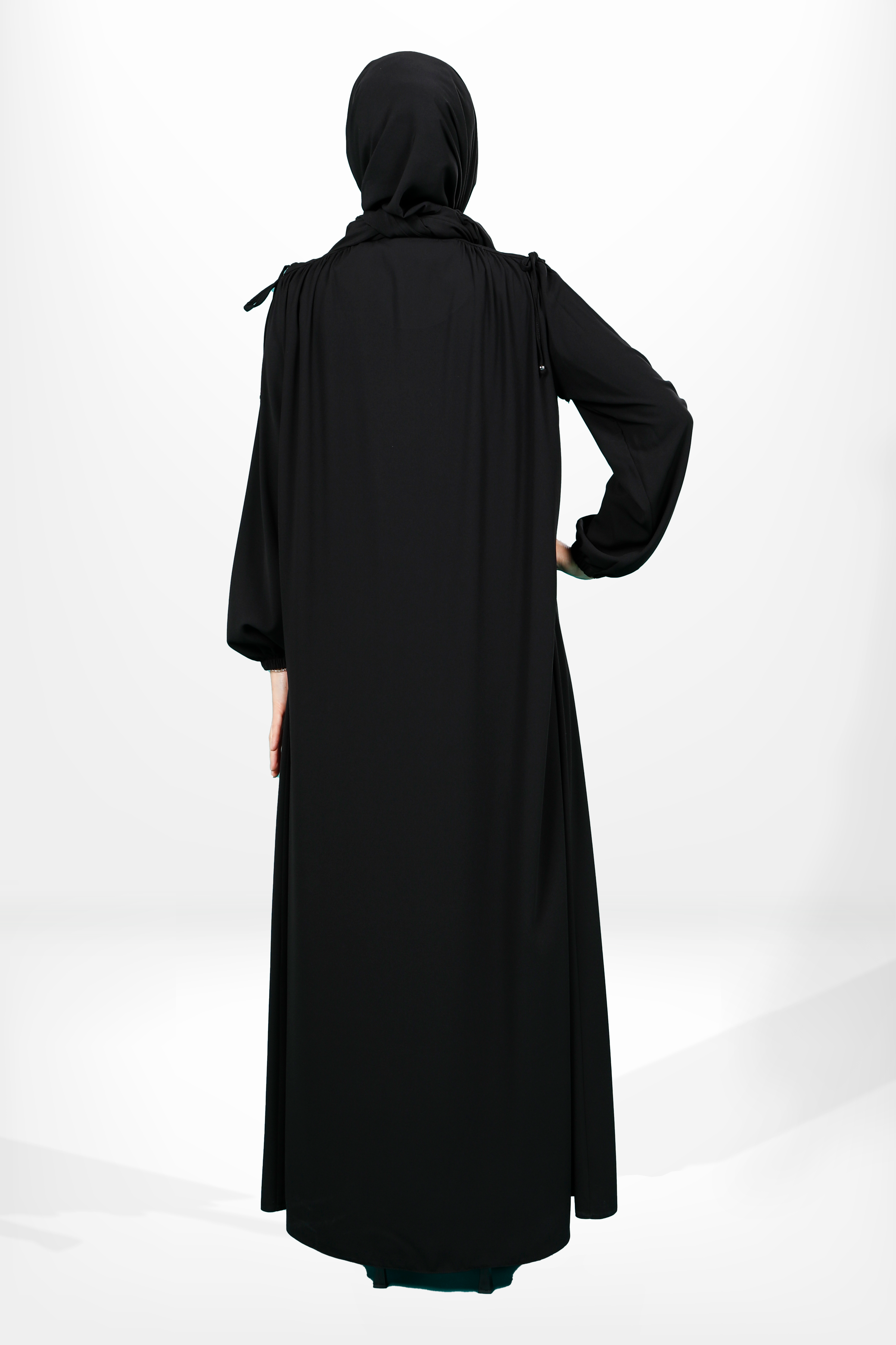 Beyza-3917 FERACE BAĞCIKLI SİYAH