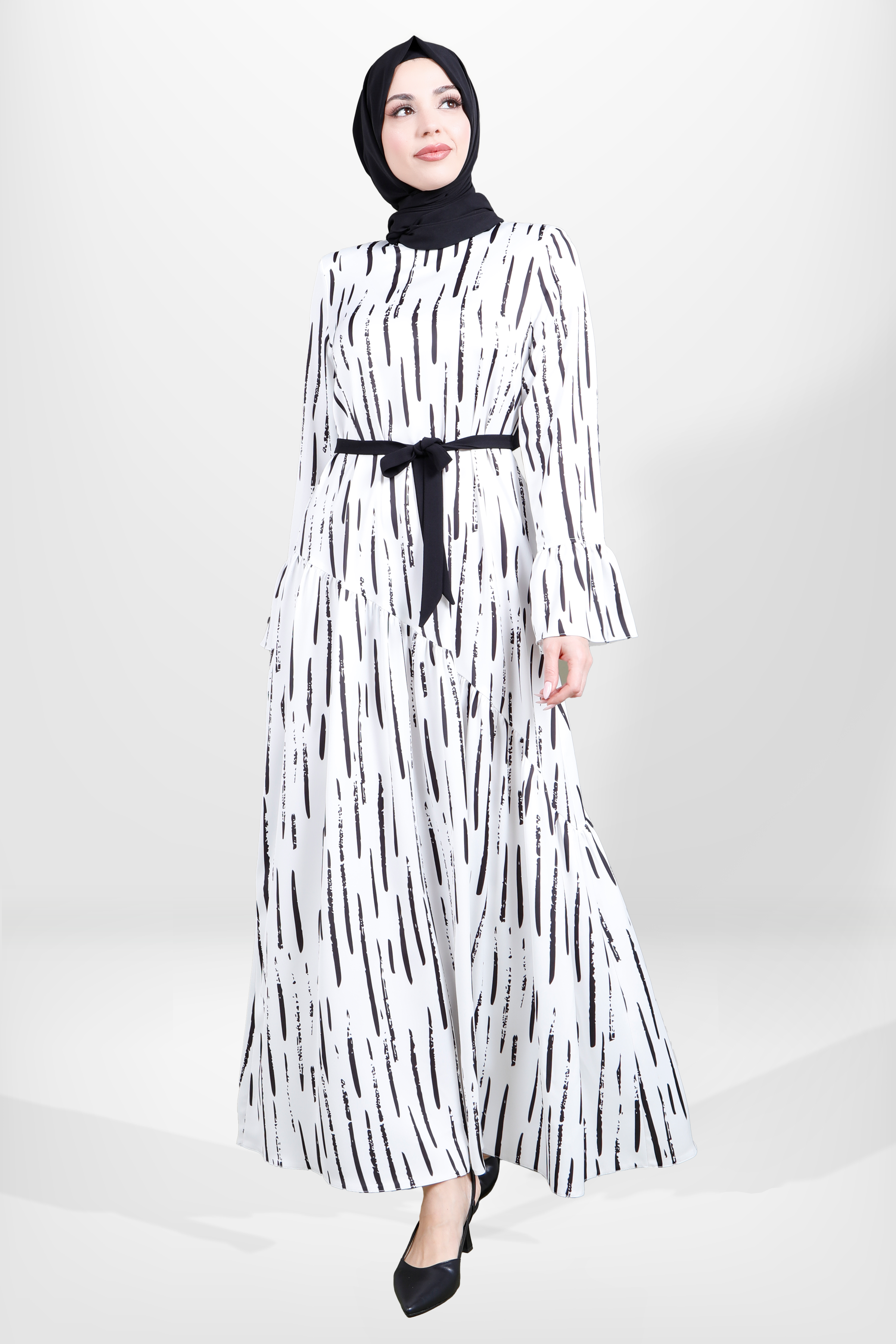 Beyza-5595 ELBİSE DESENLİ SİYAH