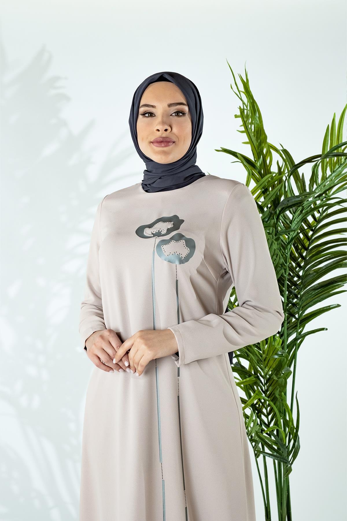 Beyza-AHLAT ELBİSE KREM KUM KREP