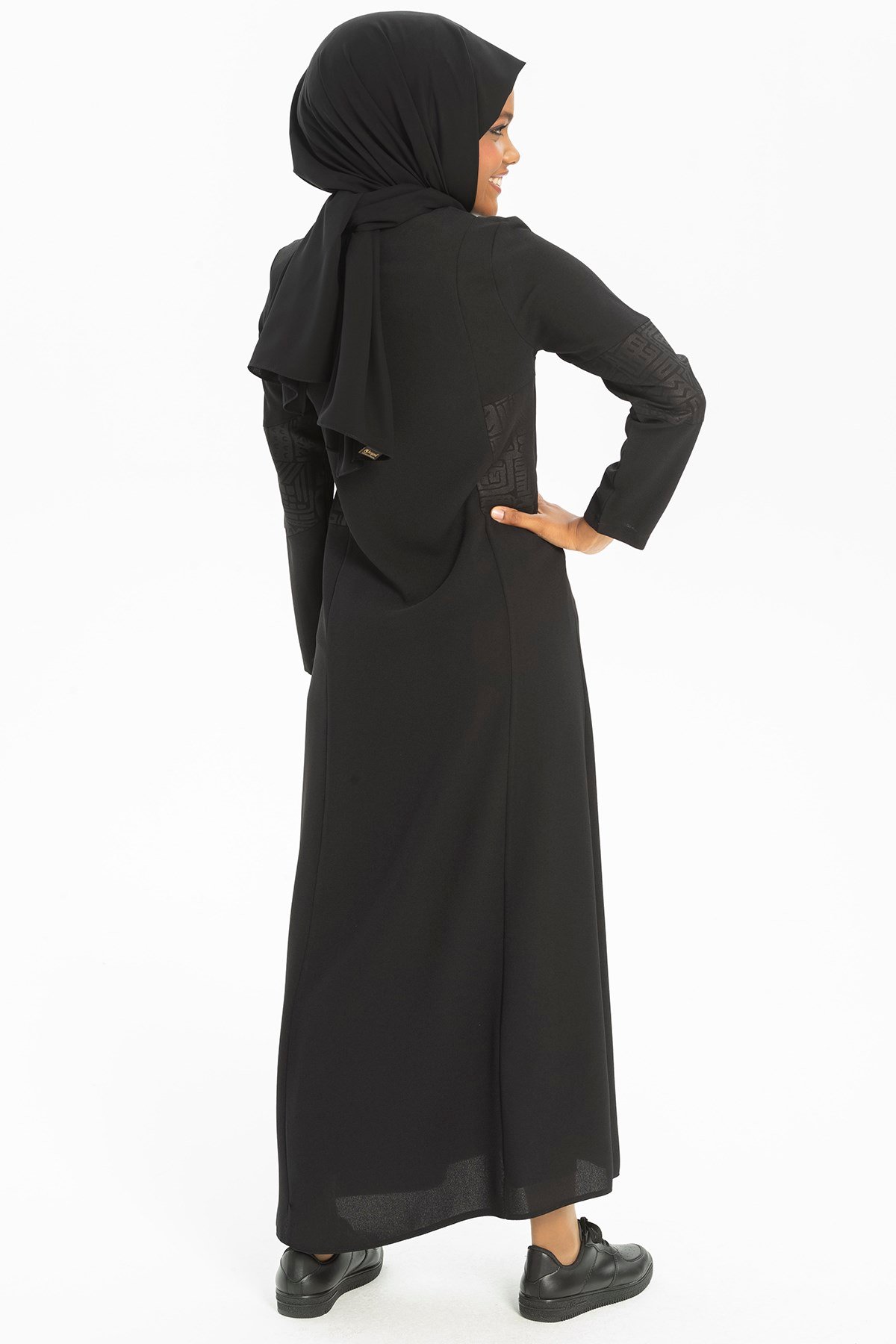 Beyza-JOKER FERACE SİYAH KUM KREP