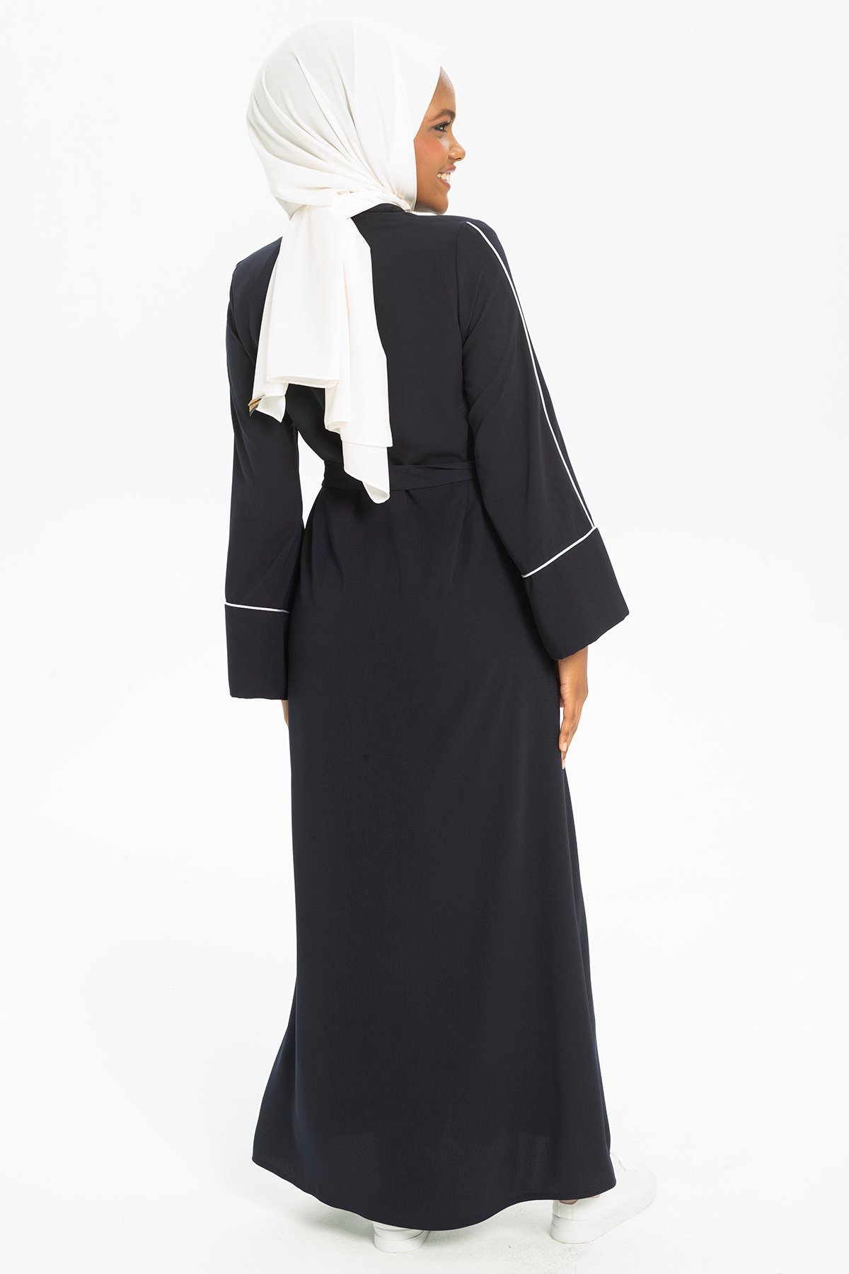 Beyza-BAYRAM ABAYA LACİVERT KREP/BEYAZ BİYE