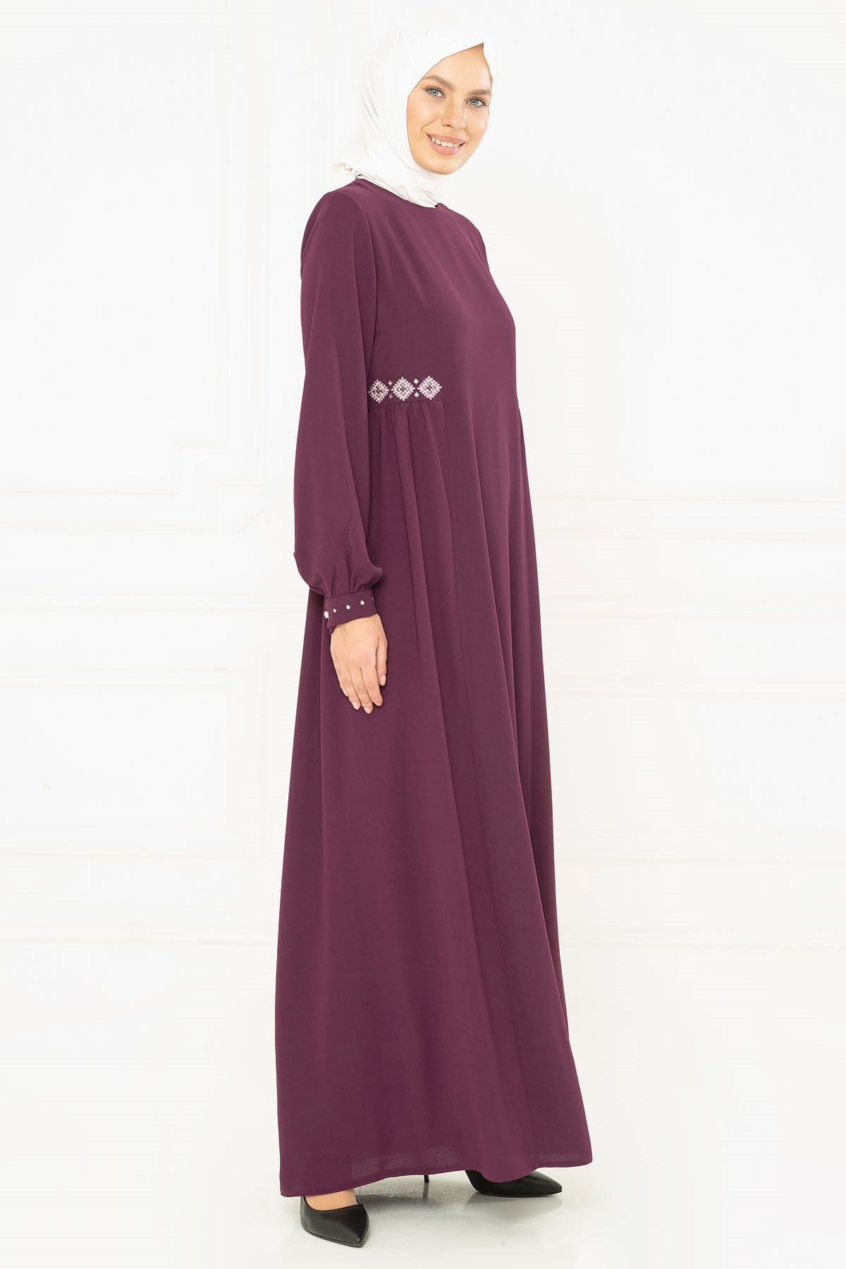 Beyza-Beli Nakışlı Keten Mürdüm Tesettür Elbise 5142