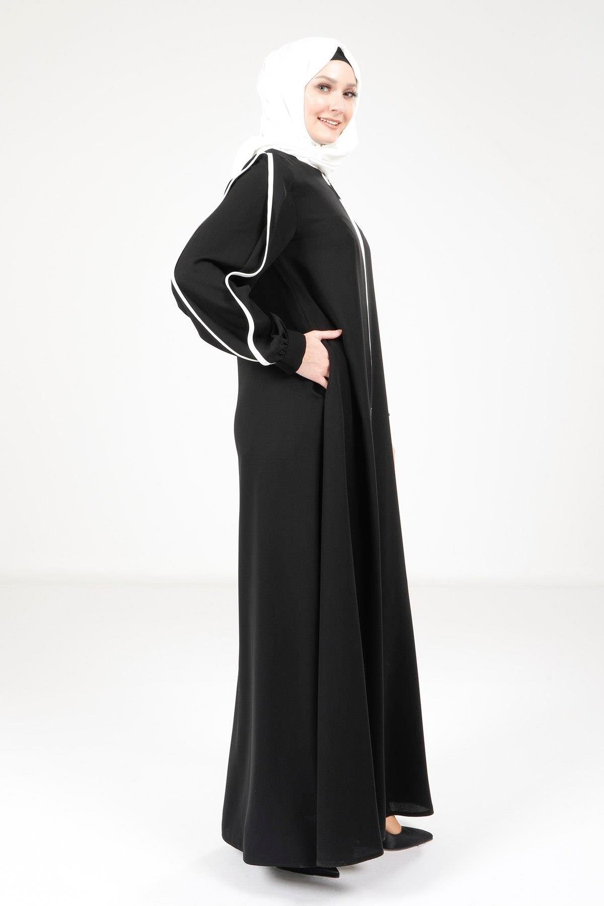 Beyza-Beyza Biye Detaylı Siyah Renk Ferace 9327