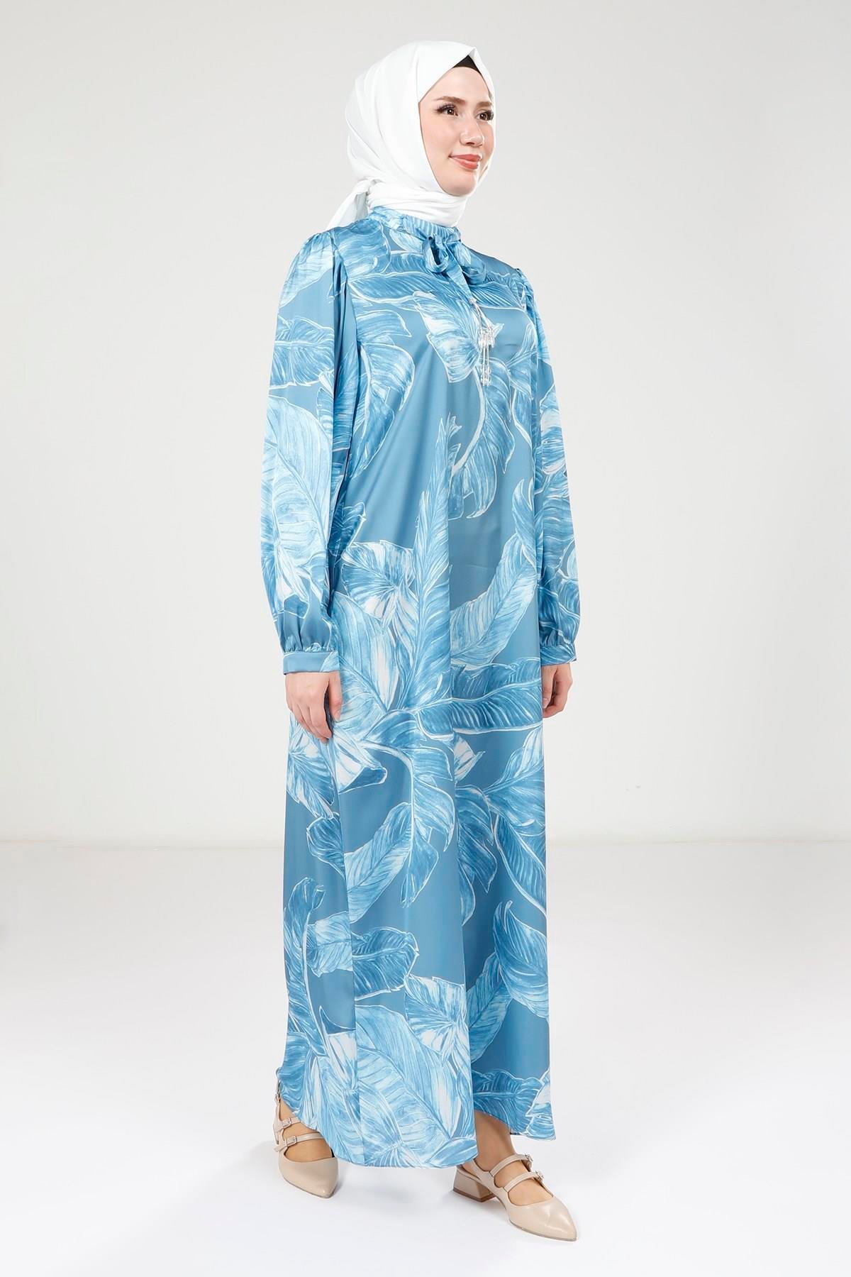 Beyza-Beyza Boynu Kuşak Detaylı Baskılı Mavi Elbise 9388