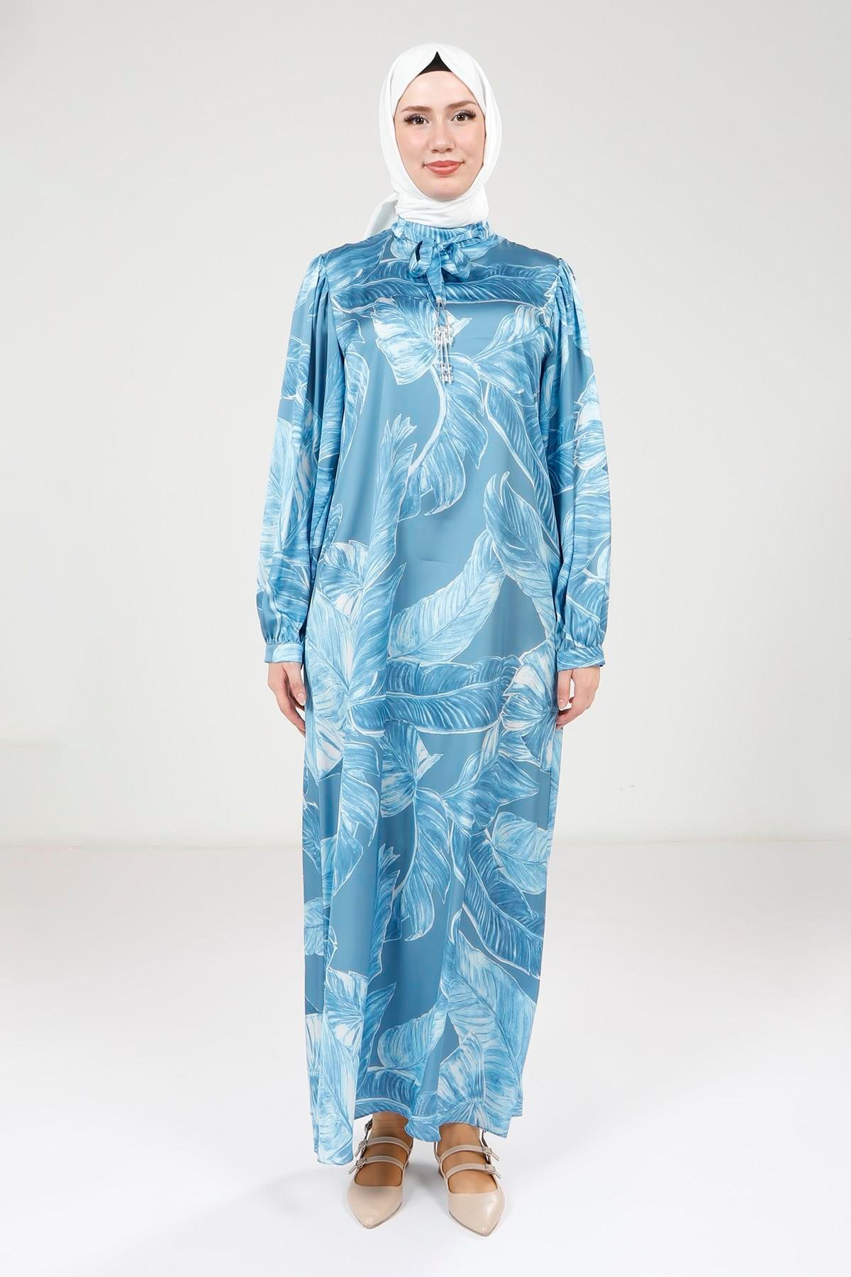 Beyza-Beyza Boynu Kuşak Detaylı Baskılı Mavi Elbise 9388