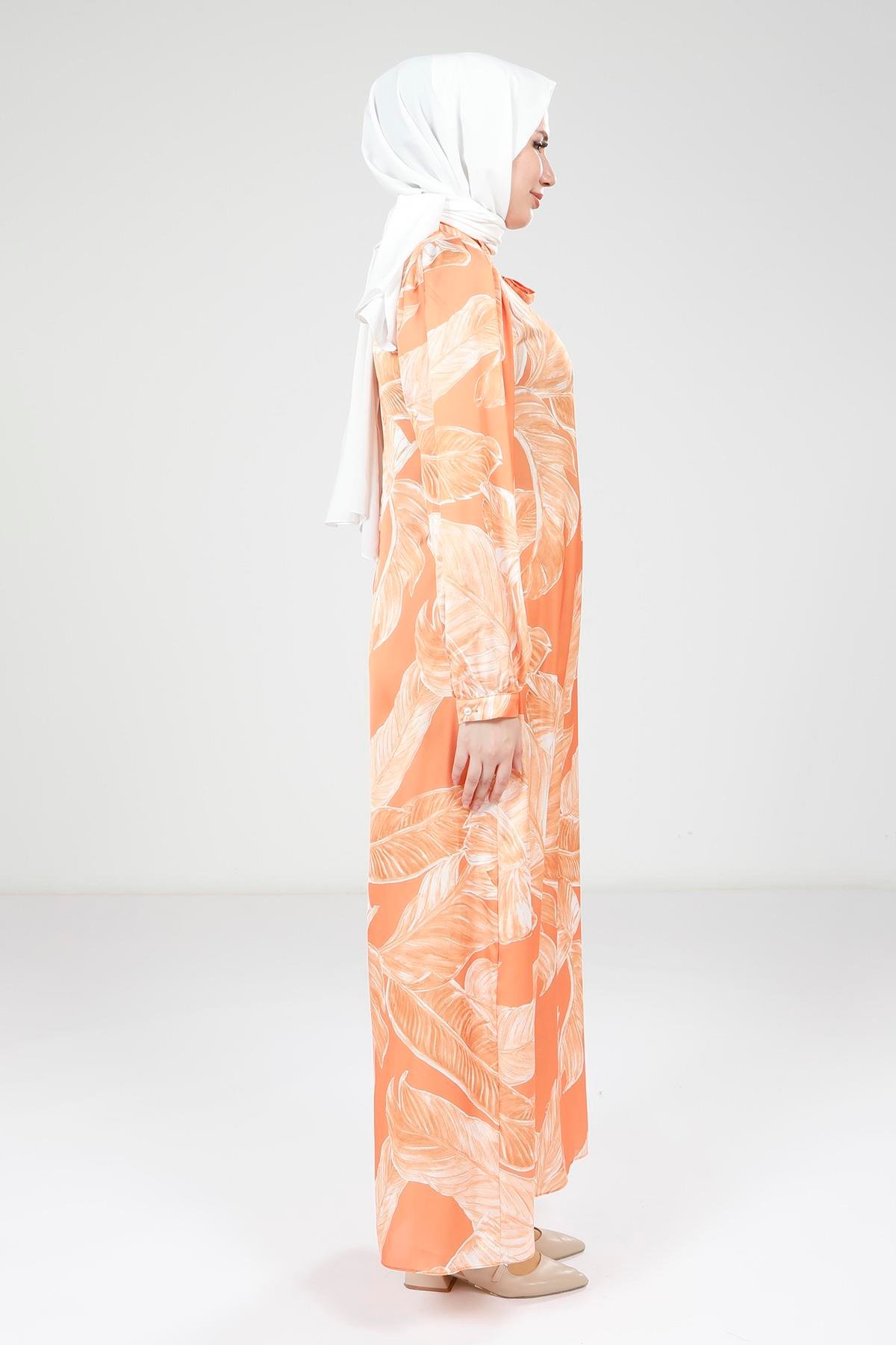 Beyza-Beyza Boynu Kuşak Detaylı Baskılı Turuncu Elbise 9388