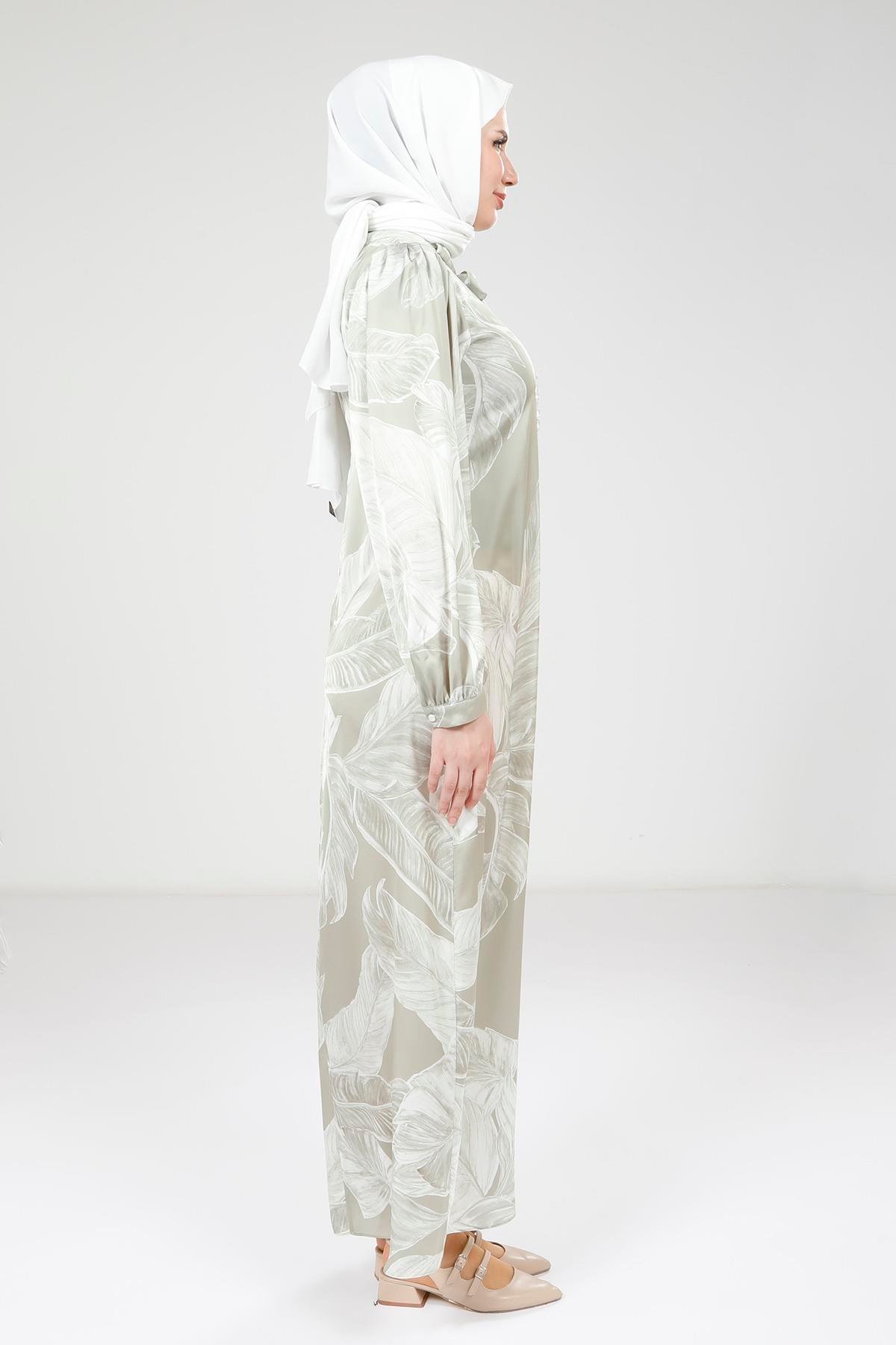 Beyza-Beyza Boynu Kuşak Detaylı Baskılı Yeşil Elbise 9388