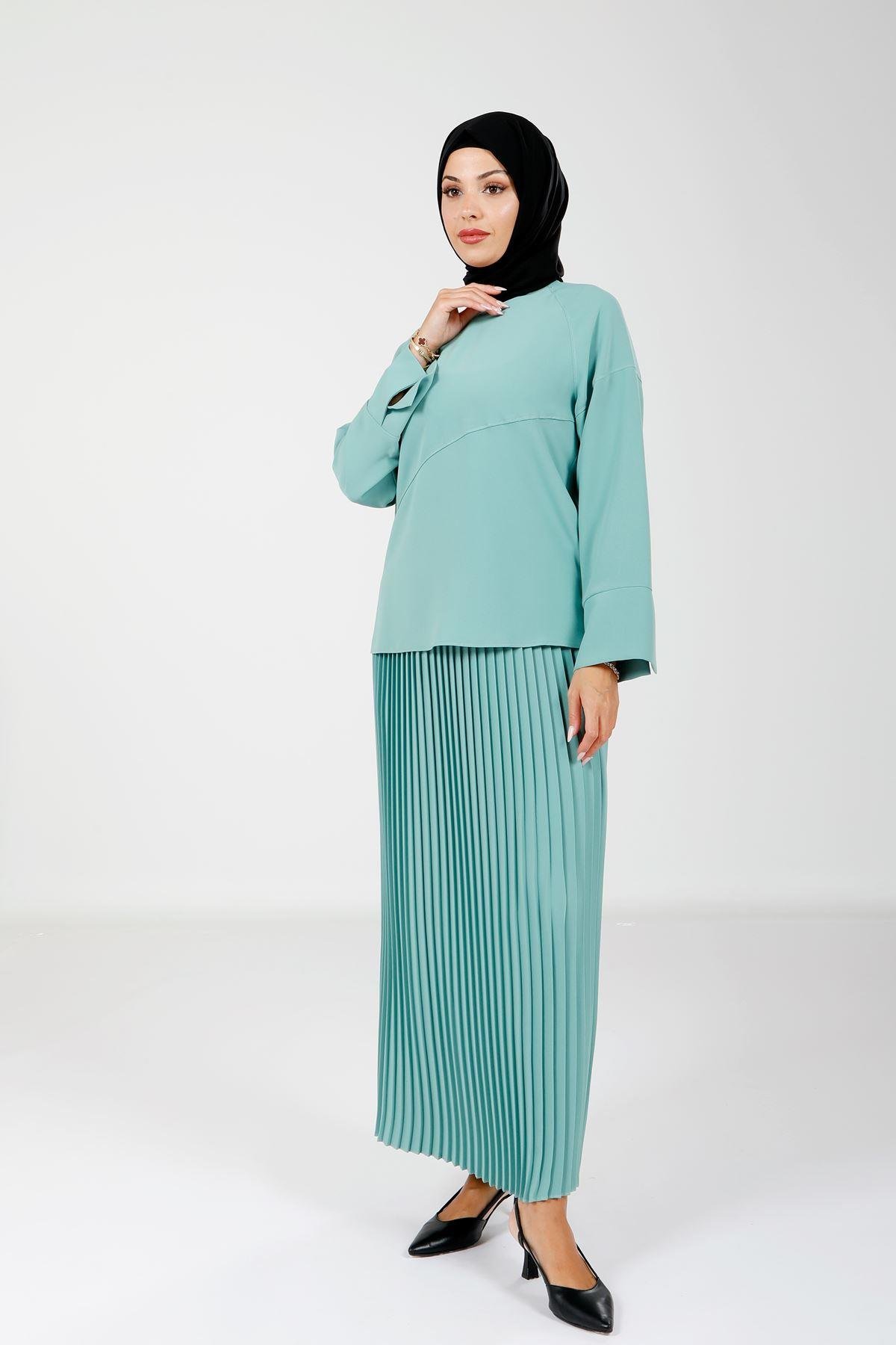 Beyza-4166 İKİLİ TAKIM BLUZ ETEK YEŞİL