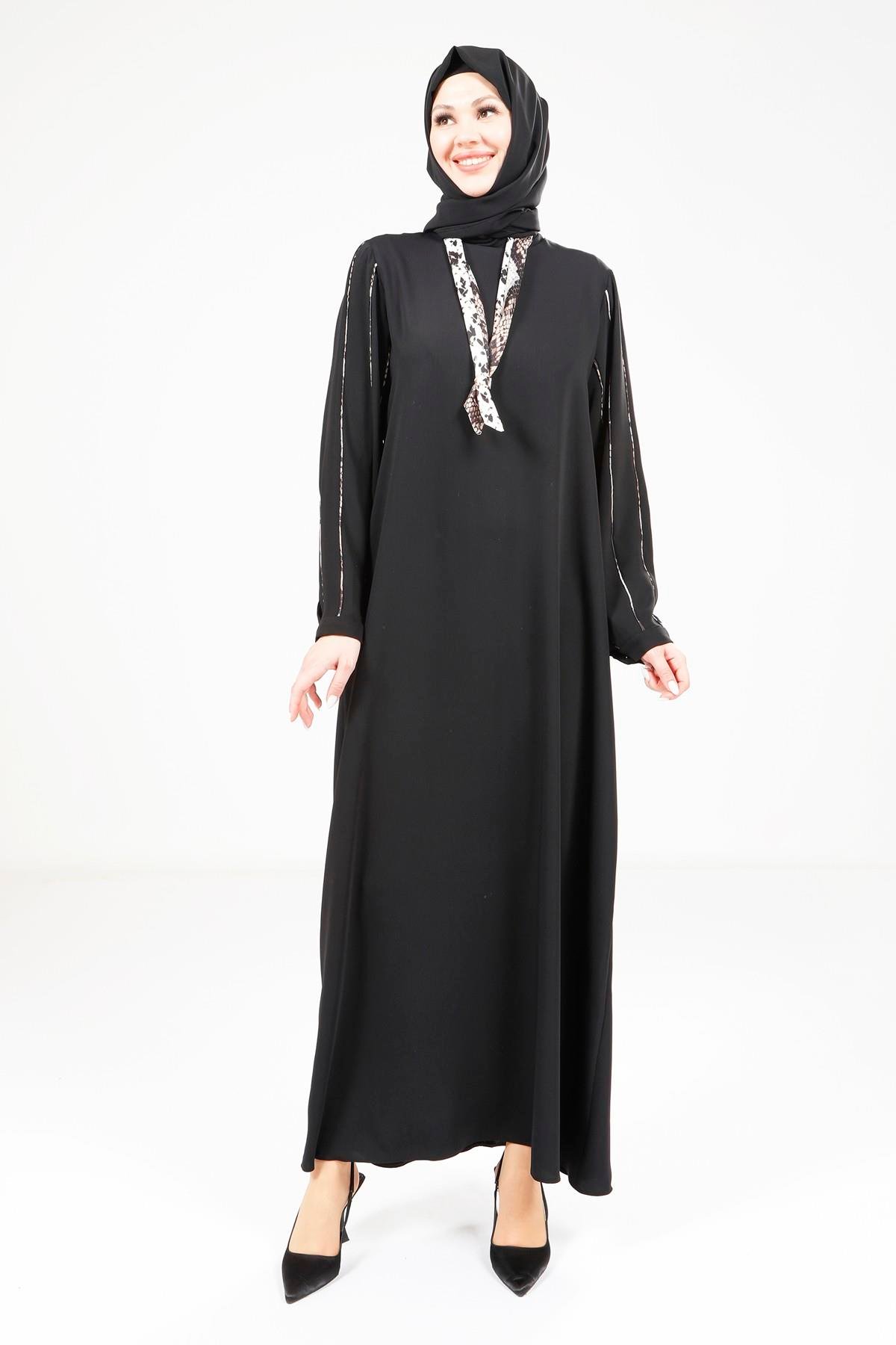 Beyza-Beyza Fularlı Siyah Elbise 9295