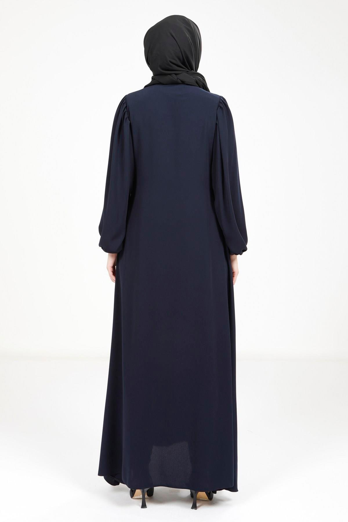 Beyza-عباءة كحلية بتفاصيل من الزركشة 3M3229