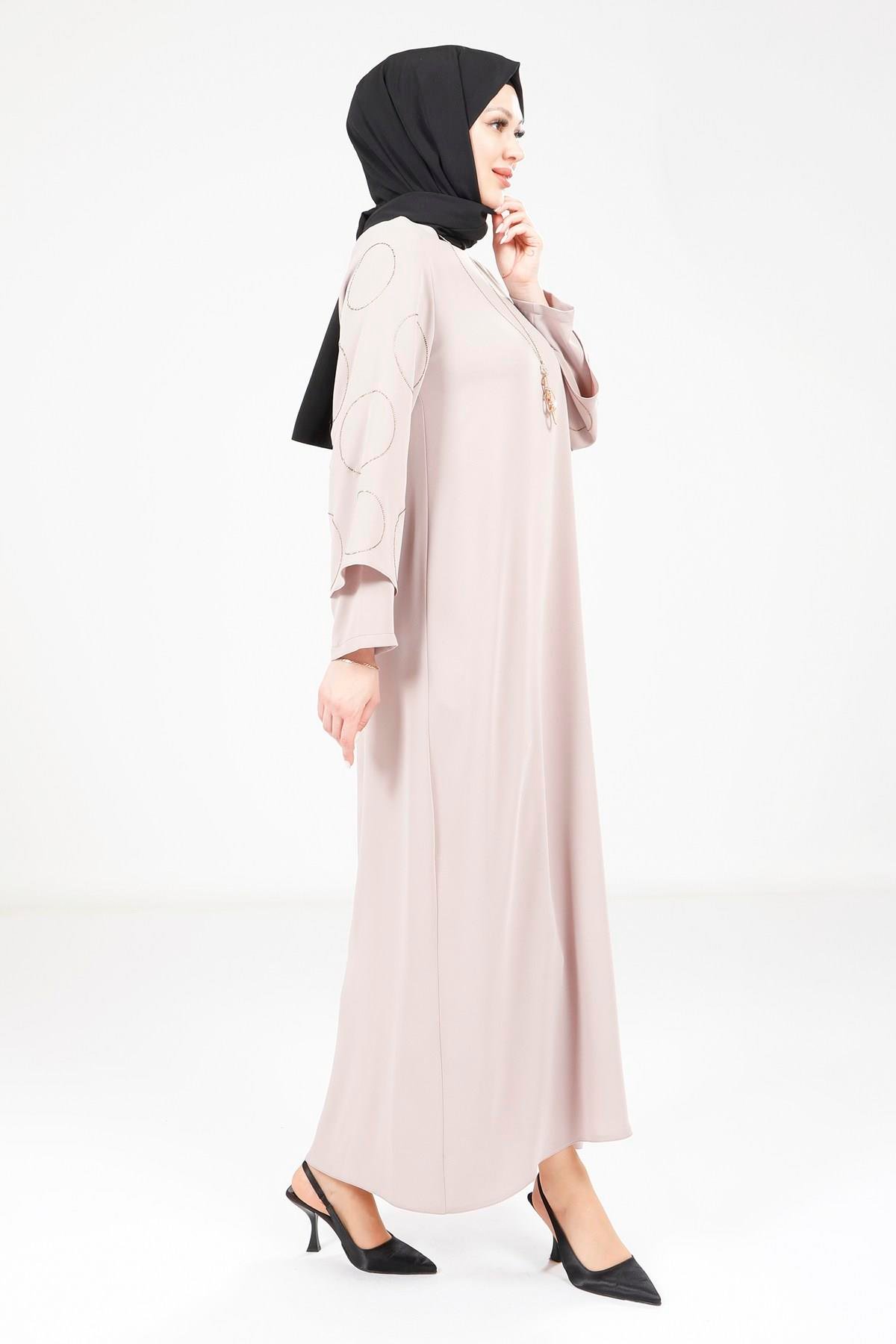 Beyza-9292 ELBİSE KOLU TAŞLI KOLYELİ BEJ