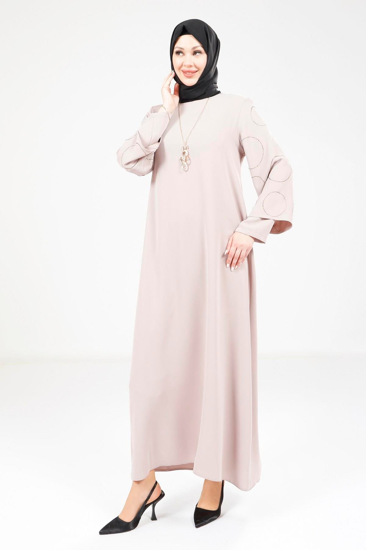 Beyza-9292 ELBİSE KOLU TAŞLI KOLYELİ BEJ