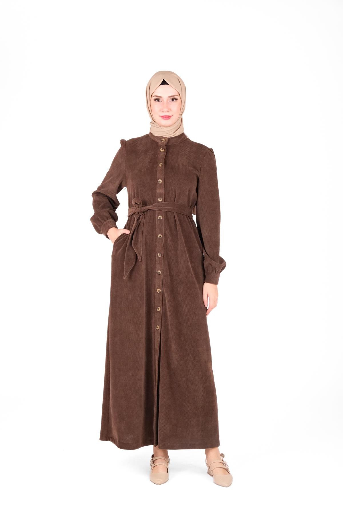 Beyza-Beyza Ön Kısmı Pat Düğmeli Örme Kahve Elbise 9444