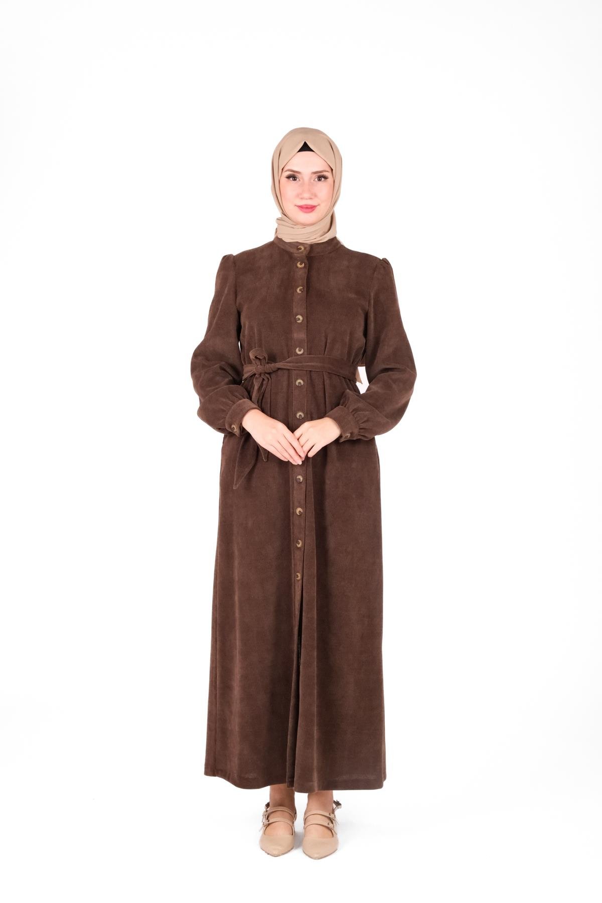 Beyza-Beyza Ön Kısmı Pat Düğmeli Örme Kahve Elbise 9444