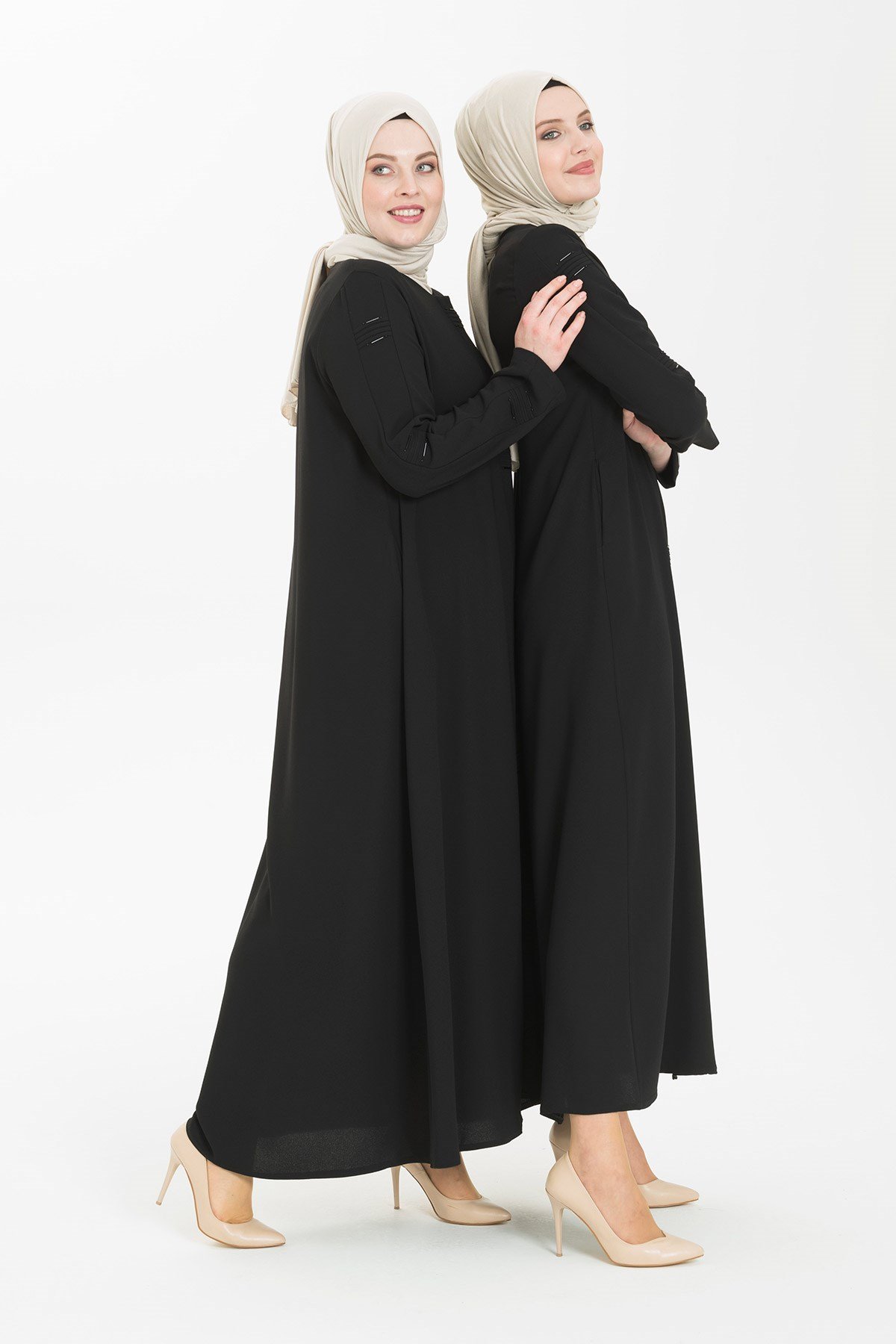 Beyza-ALİYE FERACE SİYAH KUM KREP