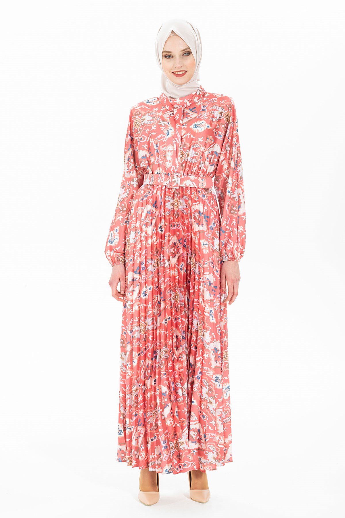 Beyza-BÜKLÜM DESENLİ ELBİSE KIRMIZI DESENLİ